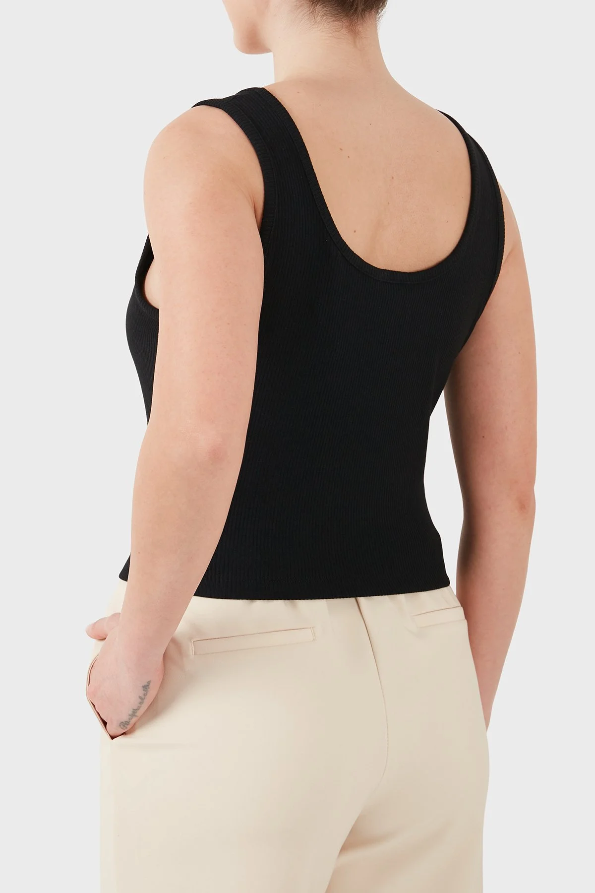 Guess Fitilli Slim Fit Yuvarlak Yaka V6GP05K2970 Kadın Top V6GP05 K2970 JBLK SİYAH - 2