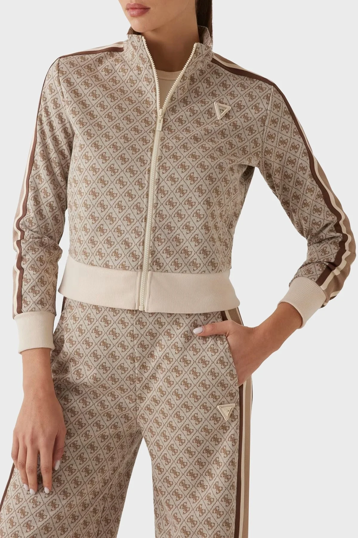 Guess G Logo Regular Fit Tamamı Logolu Dik Yaka Fermuarlı V5RQ03KCO90 Bayan Sweat V5RQ03 KCO90 FN4T BEJ - 1