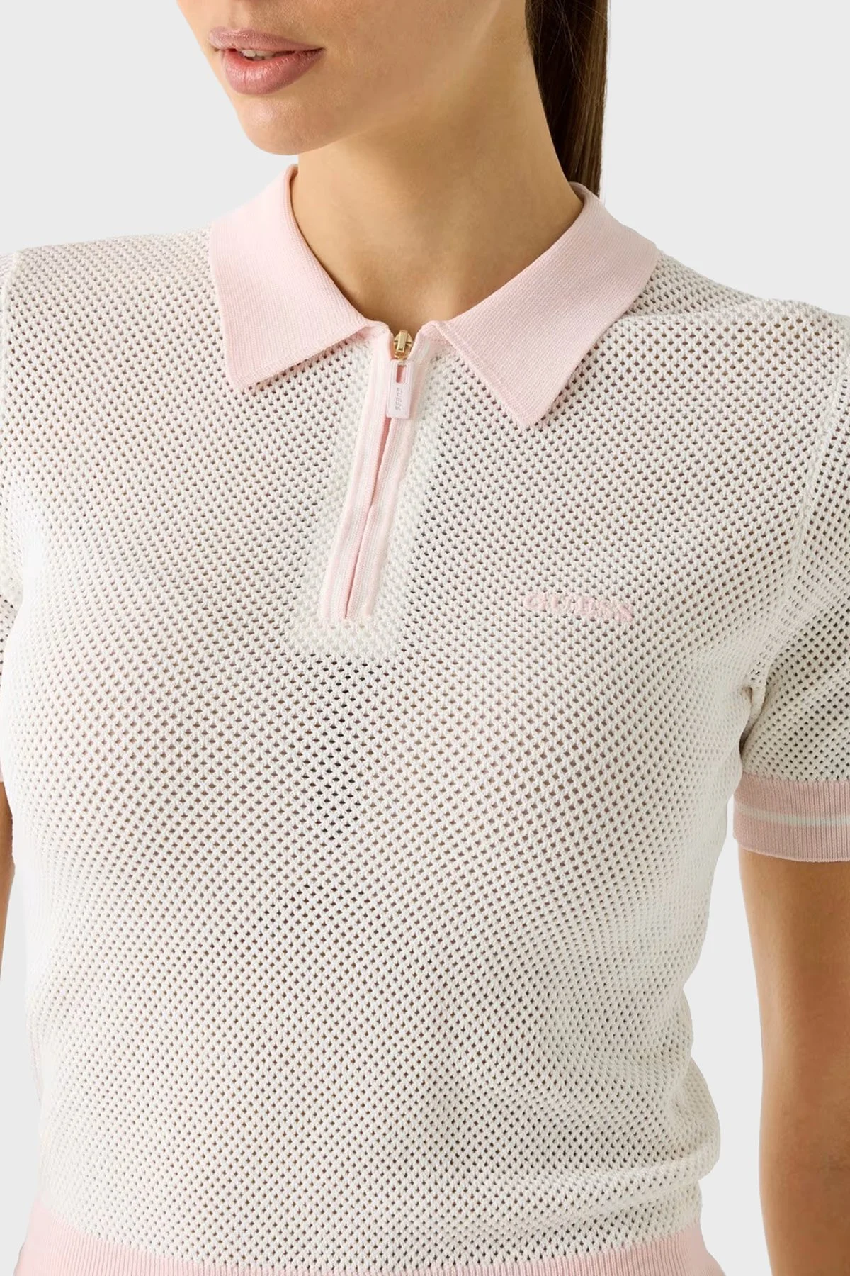 Guess Gabry Logolu Slim Fit Yarım Fermuarlı Kısa Kollu Polo Yaka Kadın Triko V6GR04 Z0725 A10F KREM - 4