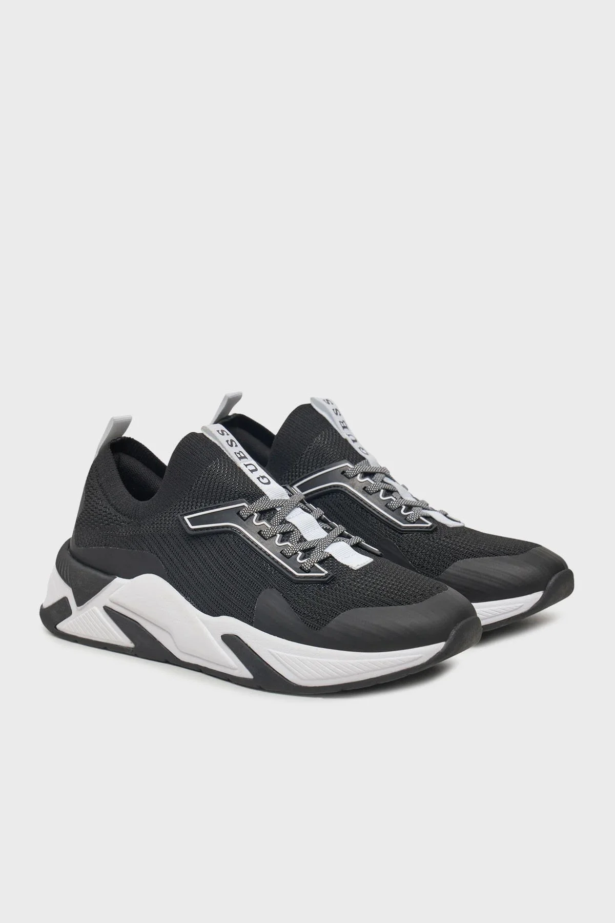 Guess Gaxtin Logolu Kalın Tabanlı Sneaker FLPGAXFAB12 Kadın Ayakkabı FLPGAX FAB12 BLACK SİYAH - 2
