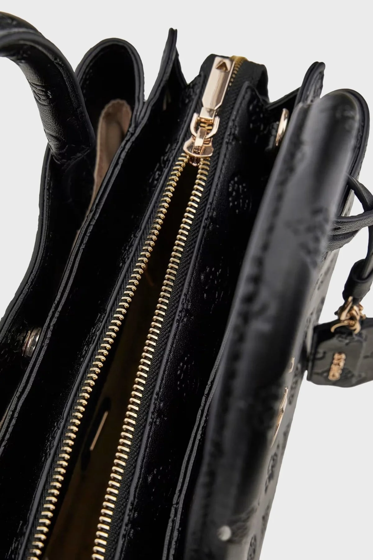 Guess Gerty 4G Logolu Çıkarılabilir Askılı HWPD9529060 Bayan Çanta HWPD95 29060 BLA SİYAH - 7