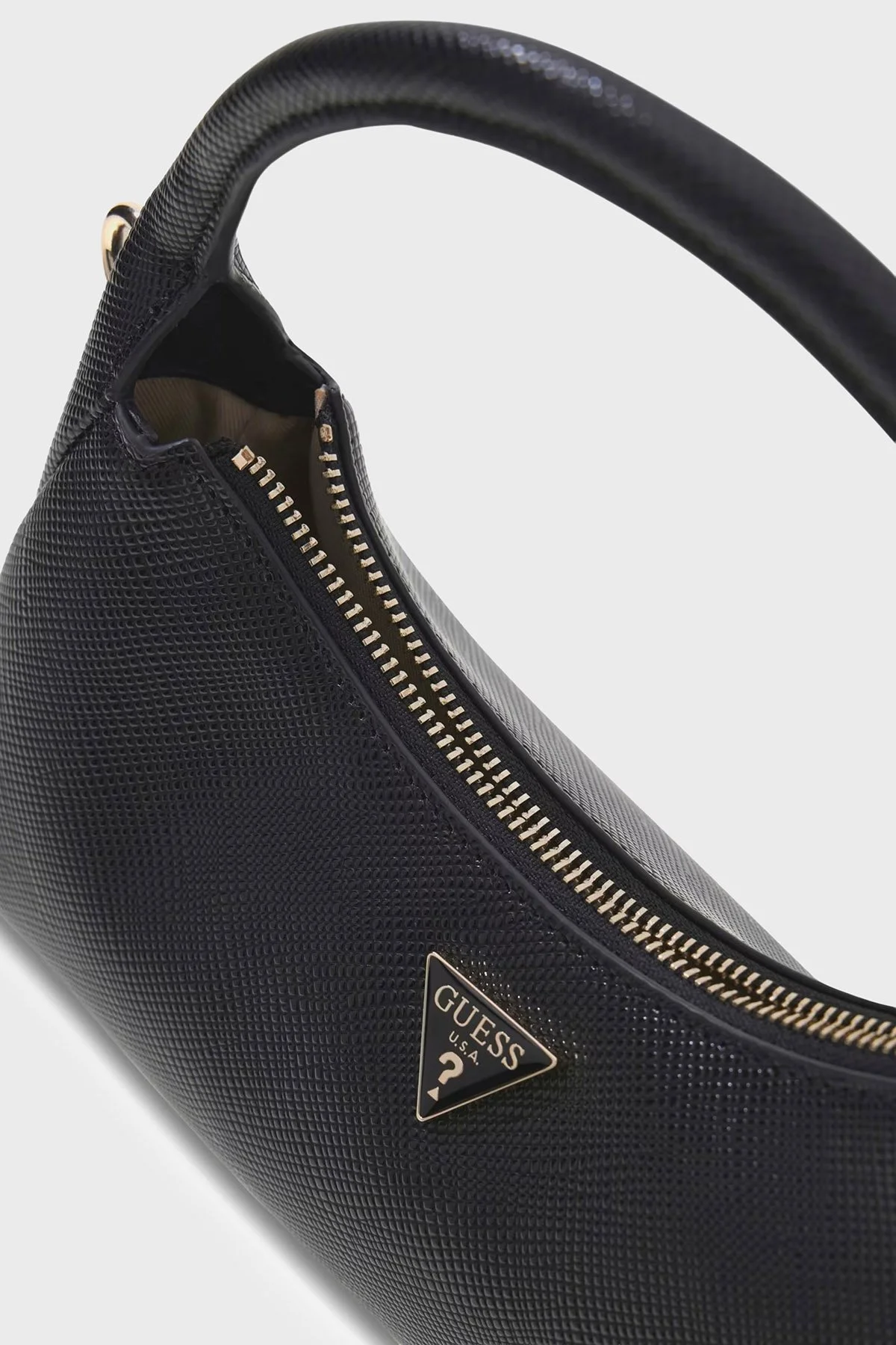 Guess Gilda Çıkarılabilir Askılı HWZG9747730 Kadın Çanta HWZG97 47730 BLA Siyah - 3