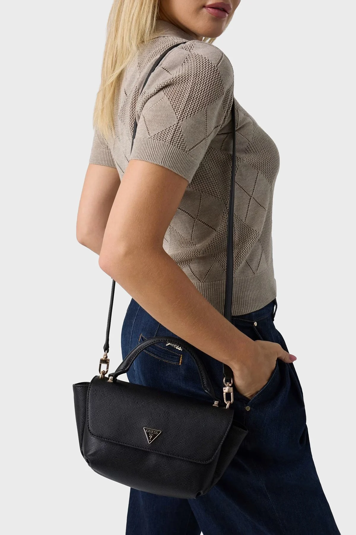 Guess Gilda Logolu Çıkarılabilir Askılı HWZG9747200 Kadın Çanta HWZG97 47200 BLA Siyah - 2
