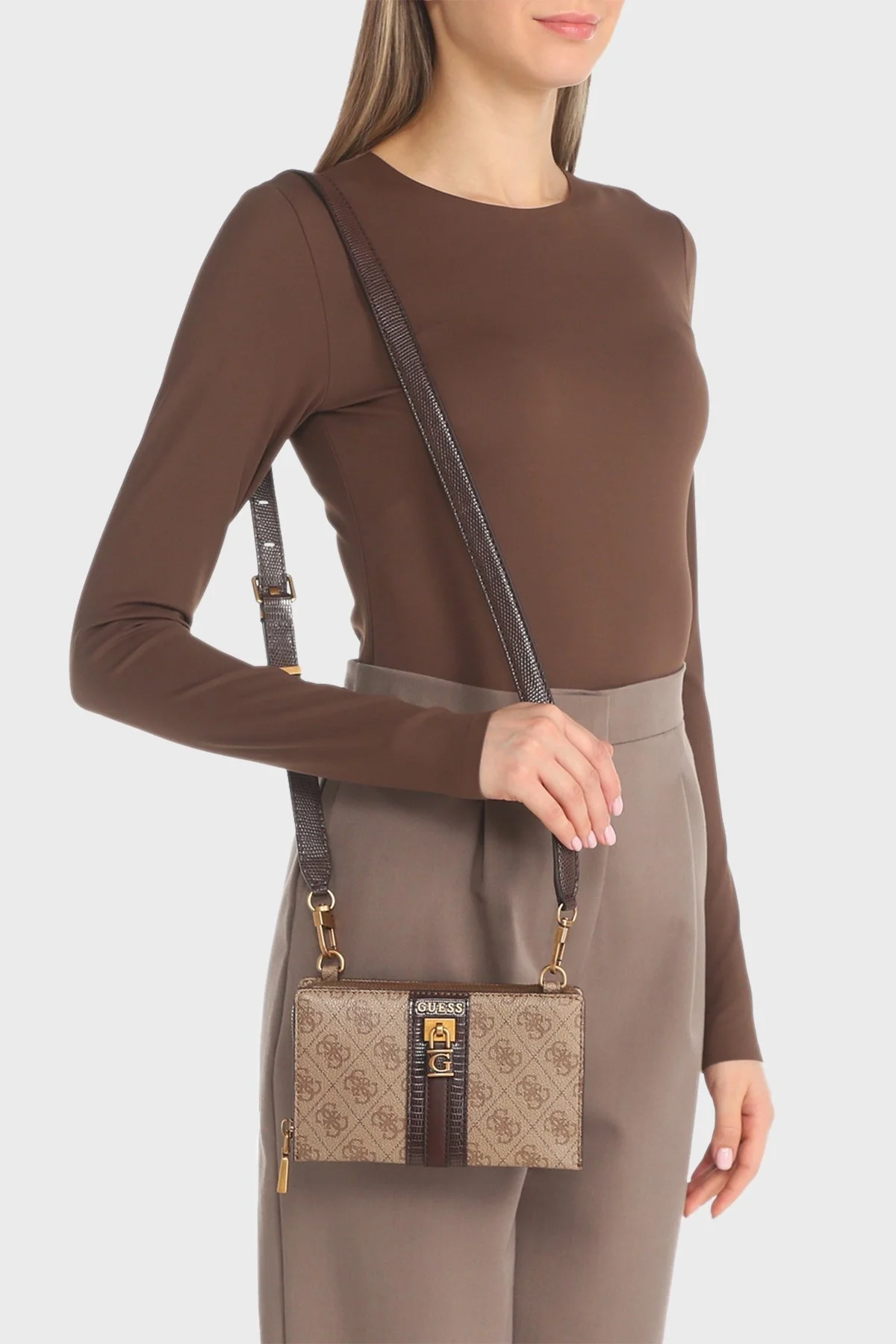 Guess Ginevra Fermuarlı Çıkarılabilir Omuz Askılı Bayan Çanta HWSB8675720 LTL KAHVE - 2