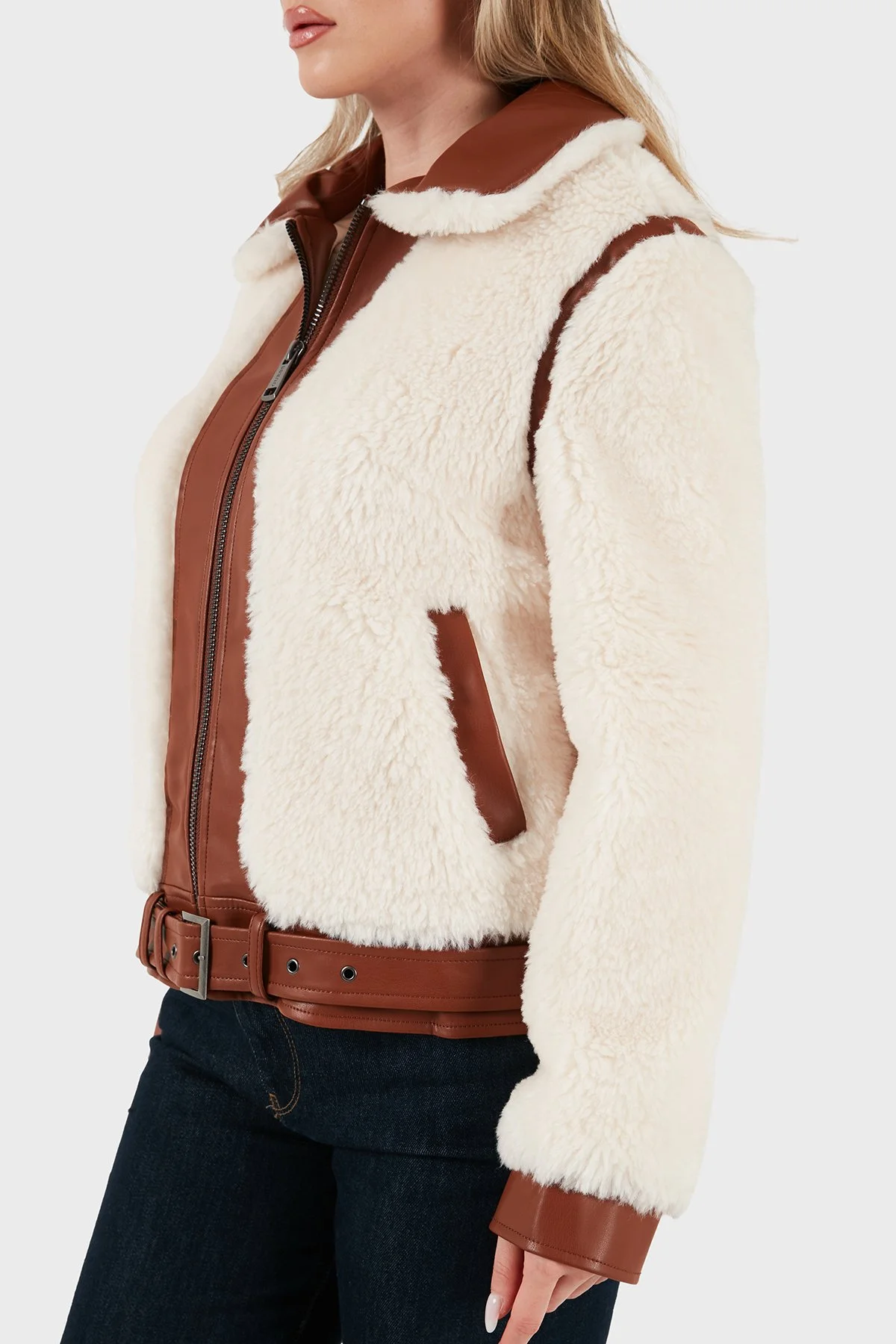 Guess Giordana Regular Fit Ceket Yaka Kemer Detaylı Suni Kürk W5BL71W3840F0D9 Bayan Mont W5BL71 W3840 F0D9 EKRU - 4