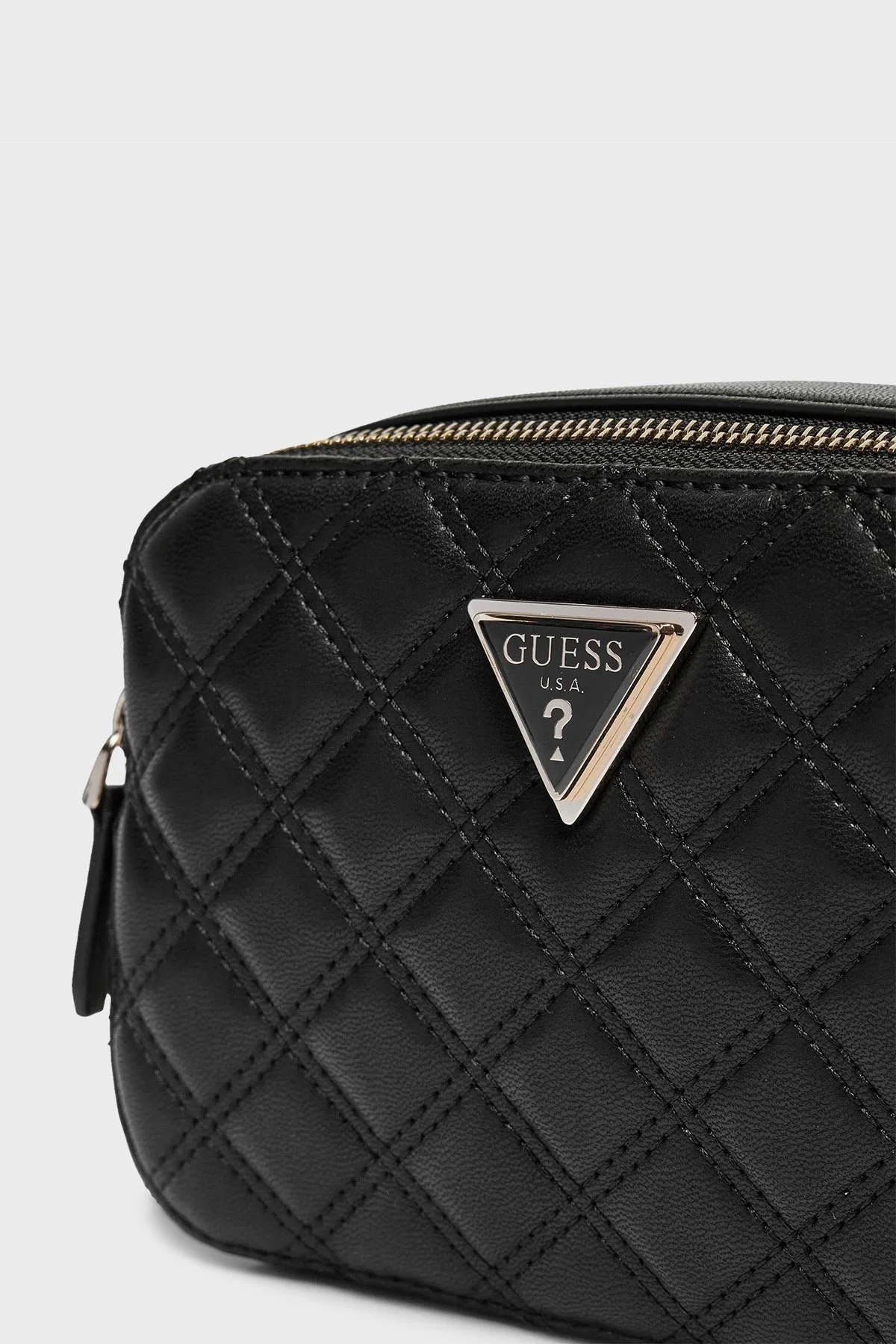 Guess Giully Logolu Kapitoneli Zincir Askılı HWQG8748140 Bayan Çanta HWQG87 48140 BLA SİYAH - 5