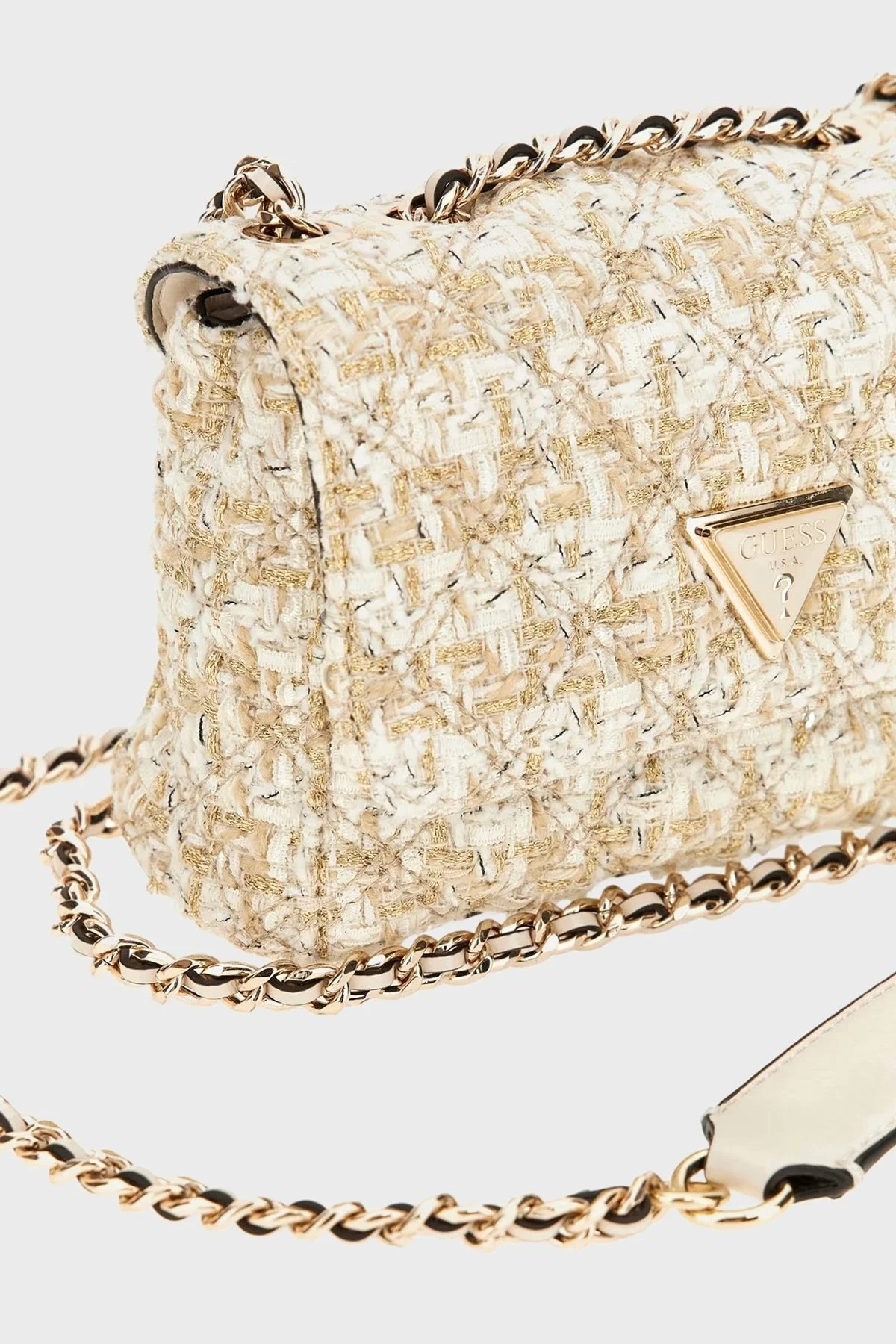 Guess Giully Logolu Zincir Askılı Tüvit HWGM8748740 Bayan Çanta HWGM87 48740 GOL GOLD - 8