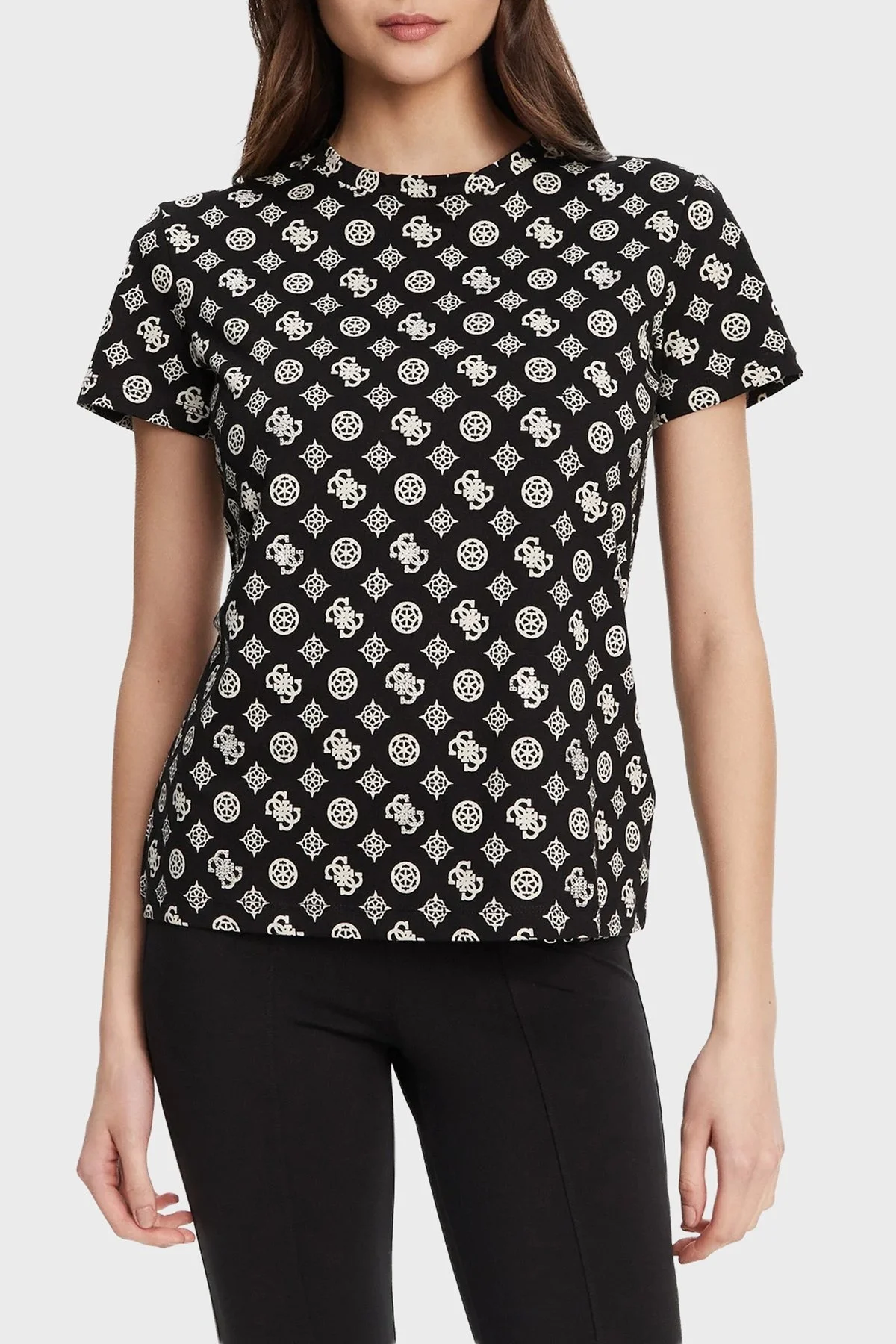 Guess Gloria 4G Logo Baskılı Pamuklu Regular Fit Bisiklet Yaka V5YI04I3Z14 Bayan T Shirt V5YI04 I3Z14 PJ1Q SİYAH - 1