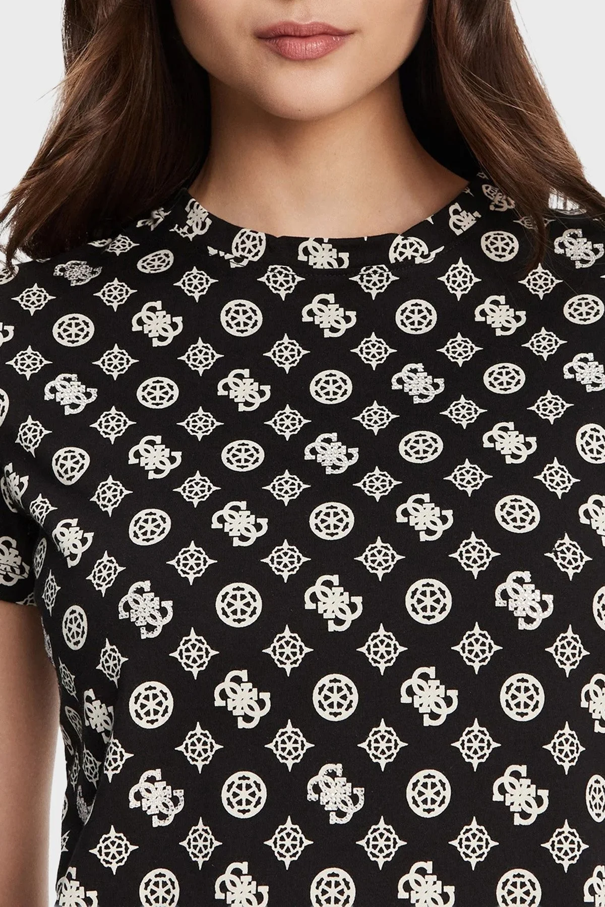 Guess Gloria 4G Logo Baskılı Pamuklu Regular Fit Bisiklet Yaka V5YI04I3Z14 Bayan T Shirt V5YI04 I3Z14 PJ1Q SİYAH - 4