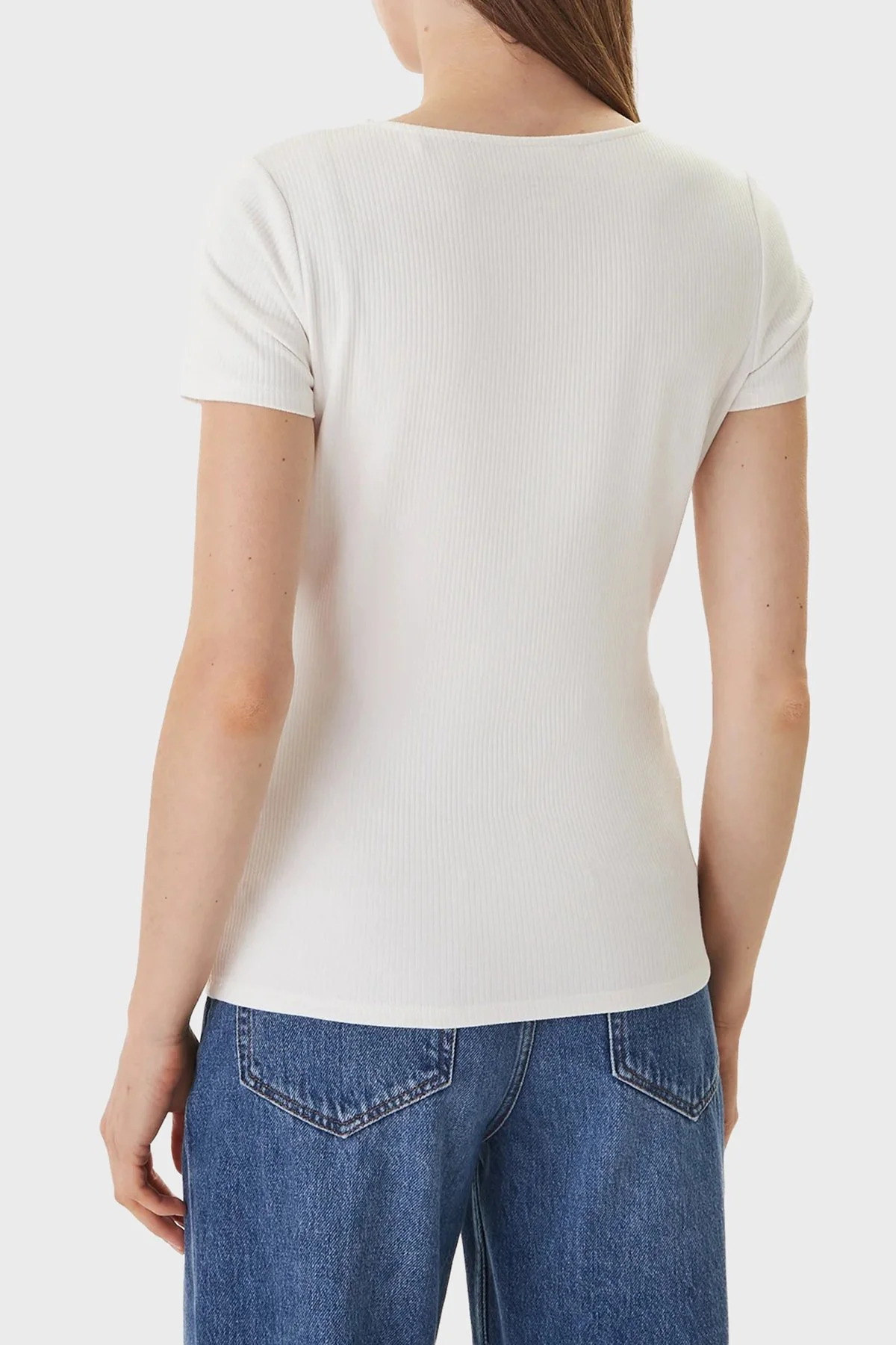 Guess Guessxns Slim Fit Logolu Düğmeli Yuvarlak Yaka W6GP01K2658 Bayan Top W6GP01 K2658 G012 BEYAZ - 3