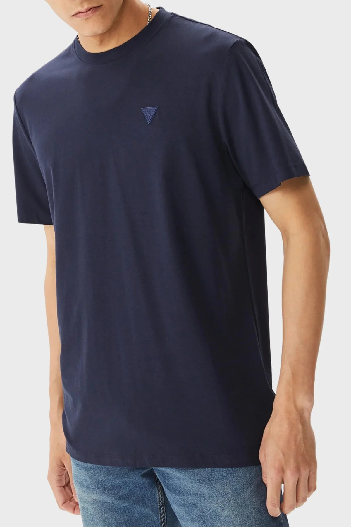 Guess Hedley Pamuklu Regular Fit Bisiklet Yaka Z2YI12JR06K Erkek T Shirt Z2YI12 JR06K G7V2 LACİVERT - 1