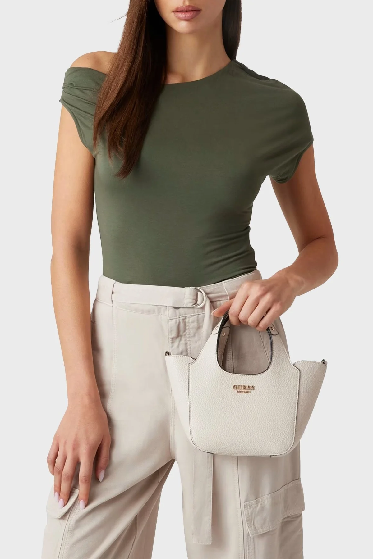 Guess Helina Portföylü Çıkarılabilir Askılı HWBG9640750 Bayan Çanta HWBG96 40750 BON TAŞ - 9