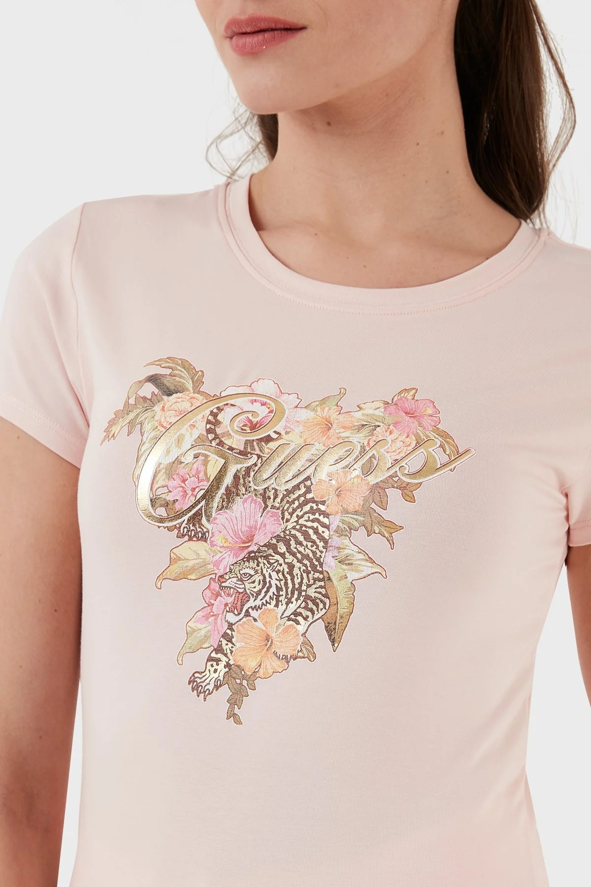 Guess Hibiscus Pamuklu Baskılı Slim Fit Bisiklet Yaka Bayan T Shirt W3GI11KA0Q1 G65T PEMBE - 3