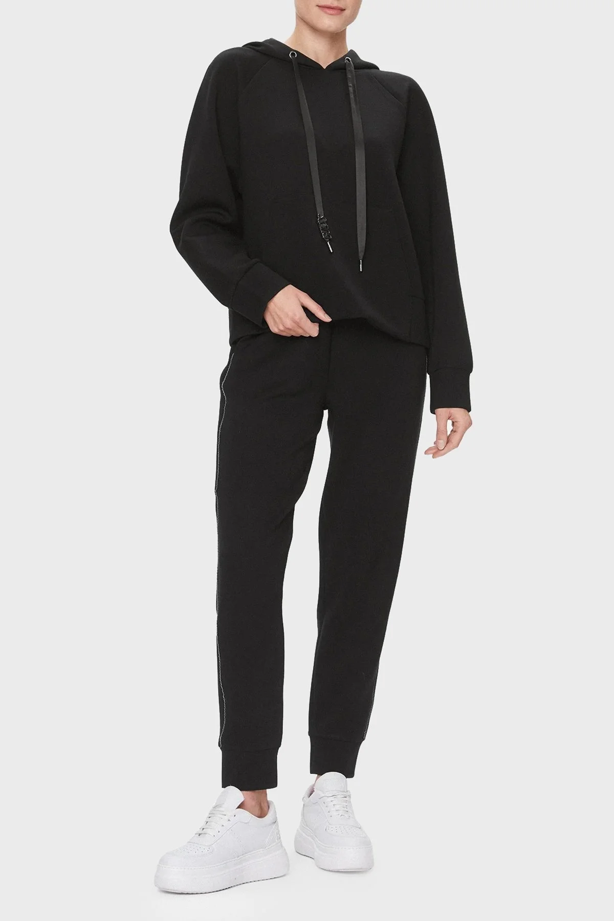 Guess Hooded Loose Fit Kapüşonlu W4RQ04 KBYE2 Bayan Sweat W4RQ04KBYE2 JBLK SİYAH - 3