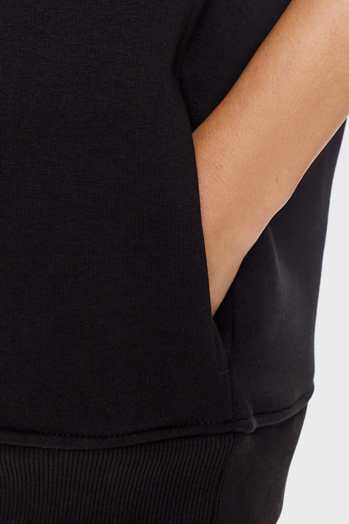 Guess Hoody Pamuklu Relaxed Fit Kapüşonlu Bayan Sweat W3YQ09K9Z21 JBLK SİYAH - 5