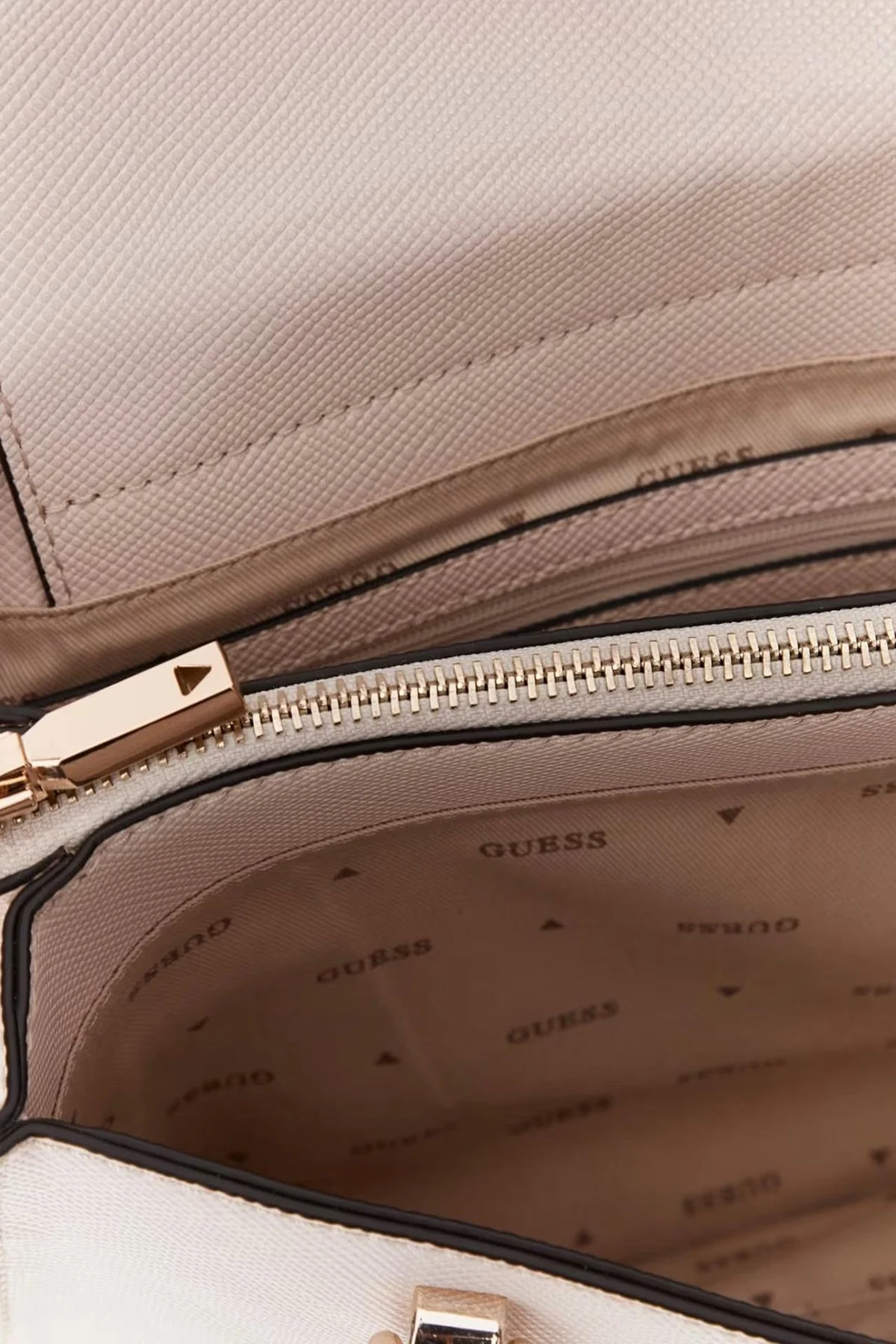 Guess Ilia Logolu Çıkarılabilir Askılı HWVG8569050 Bayan Çanta HWVG85 69050 STO KREM - 3