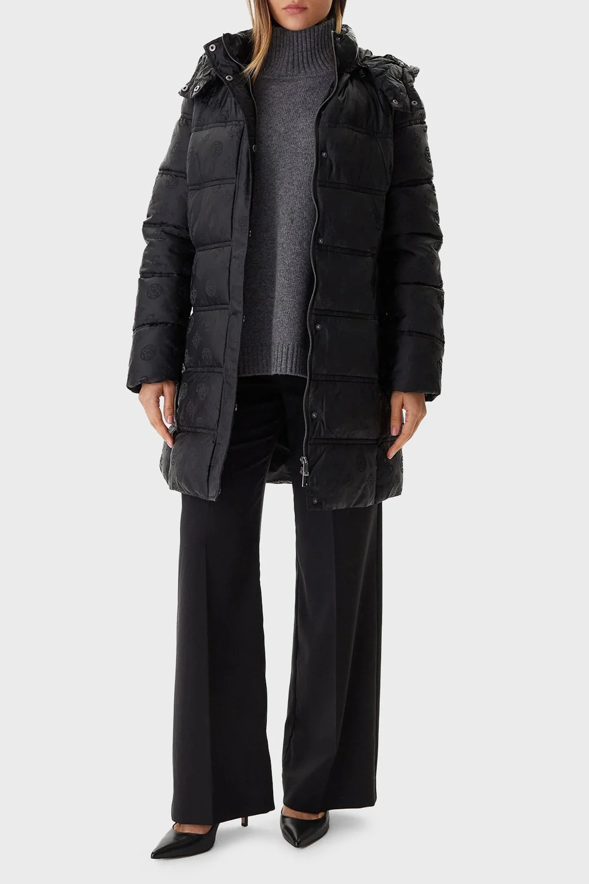 Guess Imma Kapitoneli Regular Fit Çıkarılabilir Kapüşonlu Su İtici W5BL44W2912 Bayan Mont W5BL44 W2912 JBLK SİYAH - 2