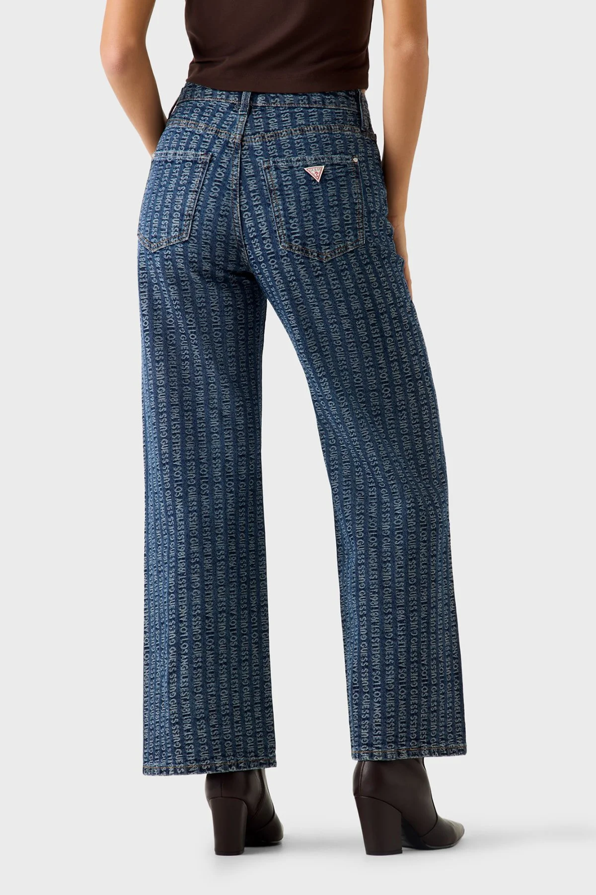 Guess Indigo Tamamı Logolu Relaxed Fit Yüksek Bel Geniş Paça Jean W6RA1AD6851 Bayan Kot Pantolon W6RA1A D6851 TKM0 MAVİ - 3