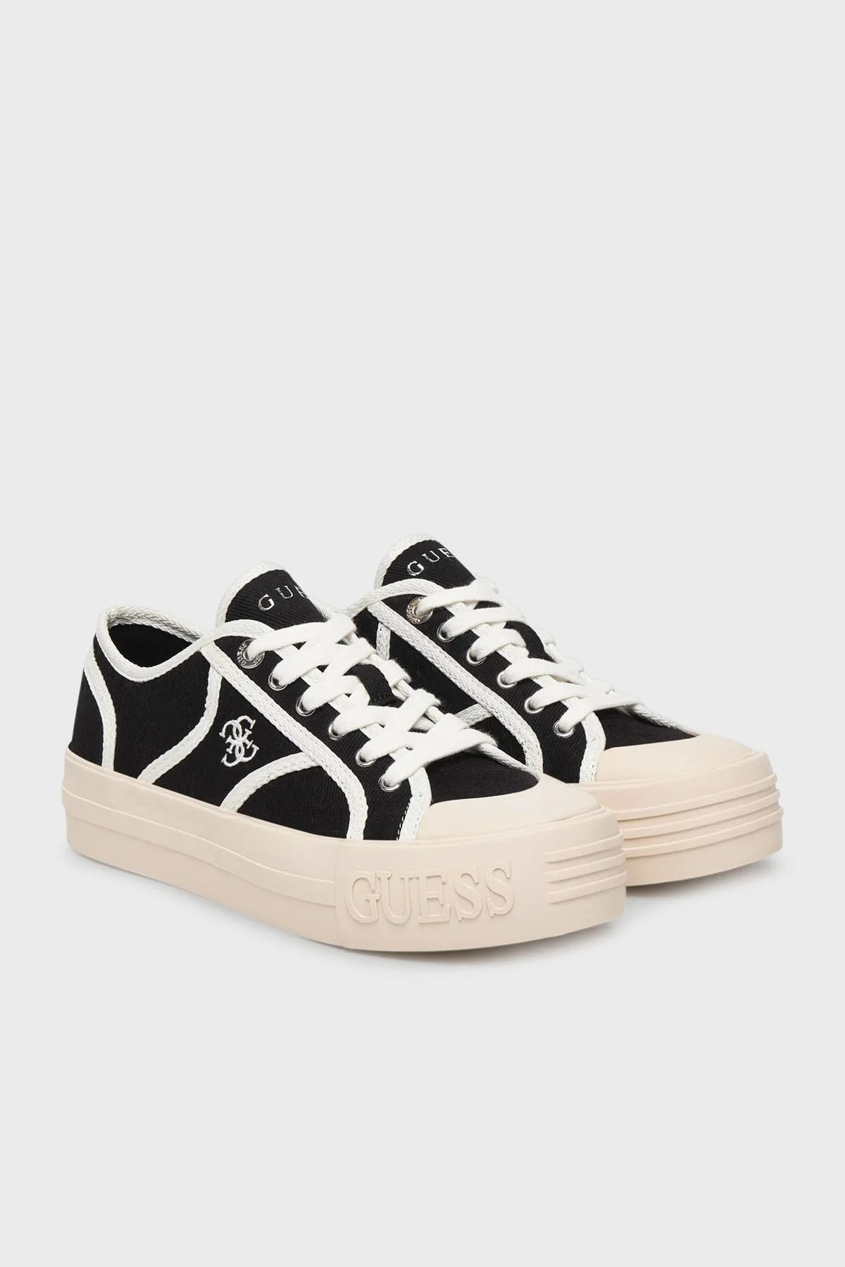 Guess Issah Logolu Bağcıklı Sneaker FLPISSFAL12 Kadın Ayakkabı FLPISS FAL12 BLACK SİYAH - 2
