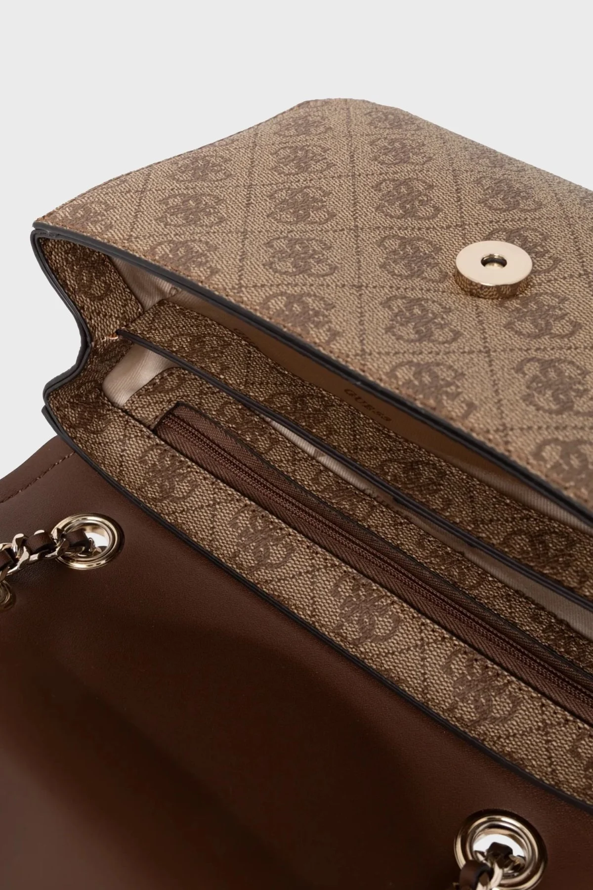 Guess Izzy 4G Logolu Zincir Askılı HWSG8654190 Bayan Çanta HWSG86 54190 LGW KAHVE - 10