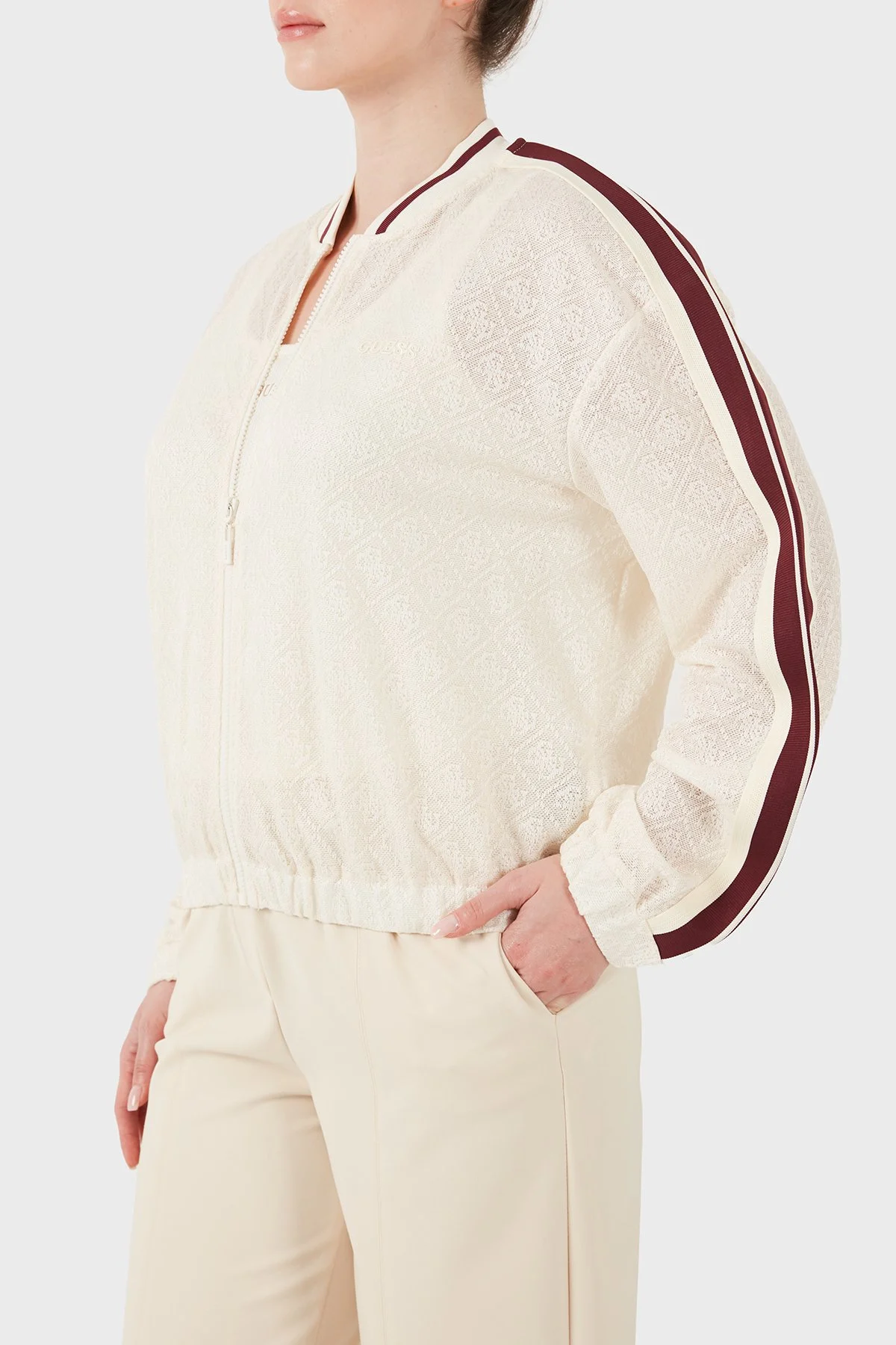 Guess Jakarlı Logolu Kolej Yaka Fermuarlı V6GL01K2960 Kadın Sweat V6GL01 K2960 FW07 KREM - 5