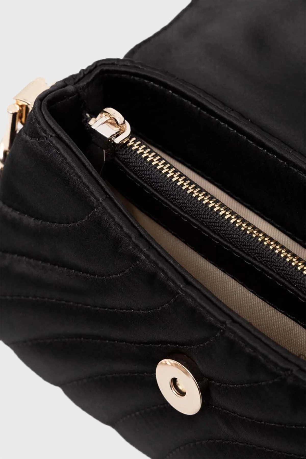 Guess Janek Zincir Askılı HWEG9223780 Bayan Çanta HWEG9223780 BLA SİYAH - 5