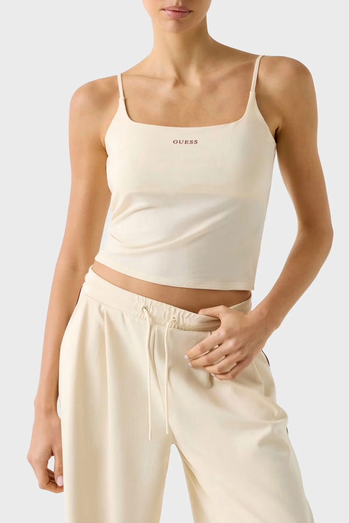 Guess Jasmine Fitted Fit Yuvarlak Yaka Logolu V6GP18K3470 Bayan Top V6GP18 K3470 G047 BEYAZ - 1