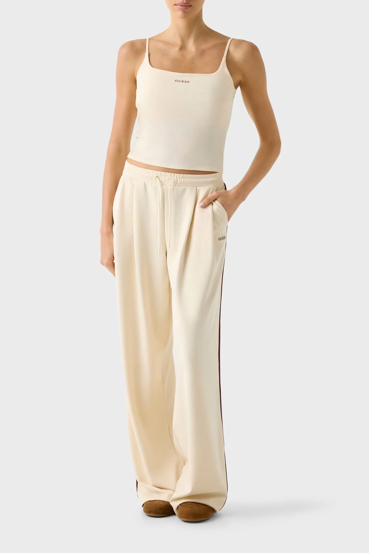 Guess Jasmine Fitted Fit Yuvarlak Yaka Logolu V6GP18K3470 Bayan Top V6GP18 K3470 G047 BEYAZ - 2