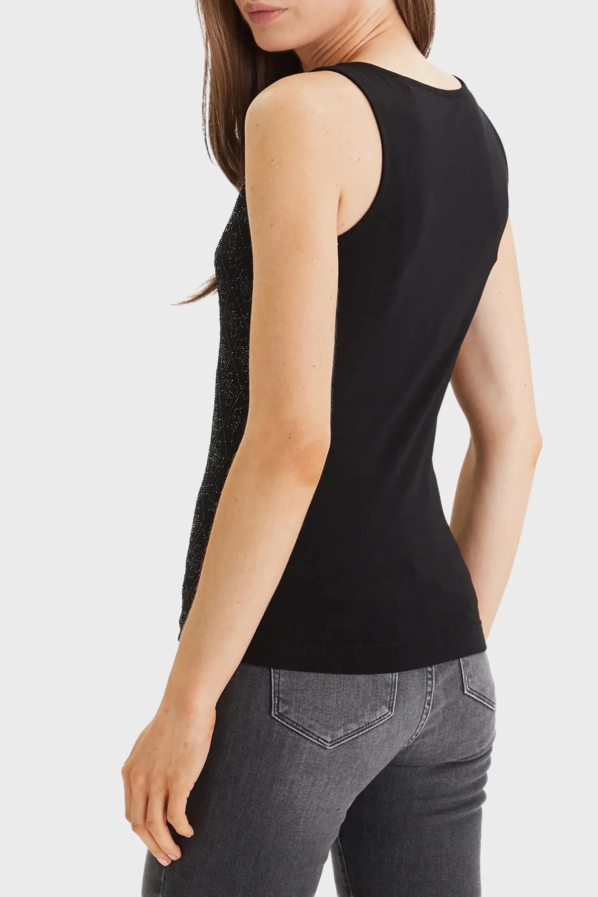 Guess Jersey Taşlı Logolu Pamuklu Regular Fit Yuvarlak Yaka W6GP10K2932 Bayan Top W6GP10 K2932 JBLK SİYAH - 3