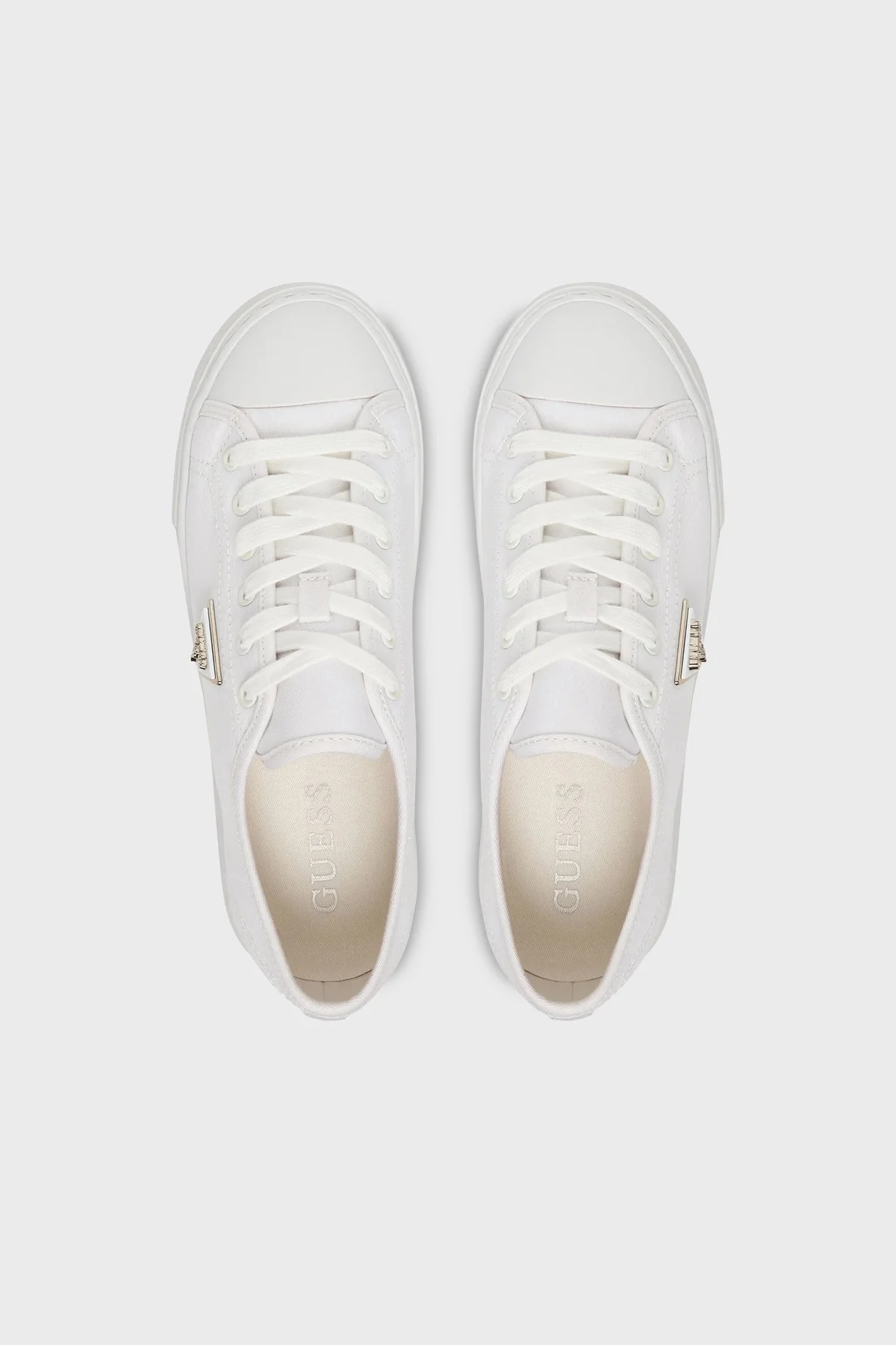 Guess Joezi Logolu Kalın Tabanlı Sneaker FLJJZ3FAB12 Bayan Ayakkabı FLJJZ3 FAB12 WHITE BEYAZ - 4