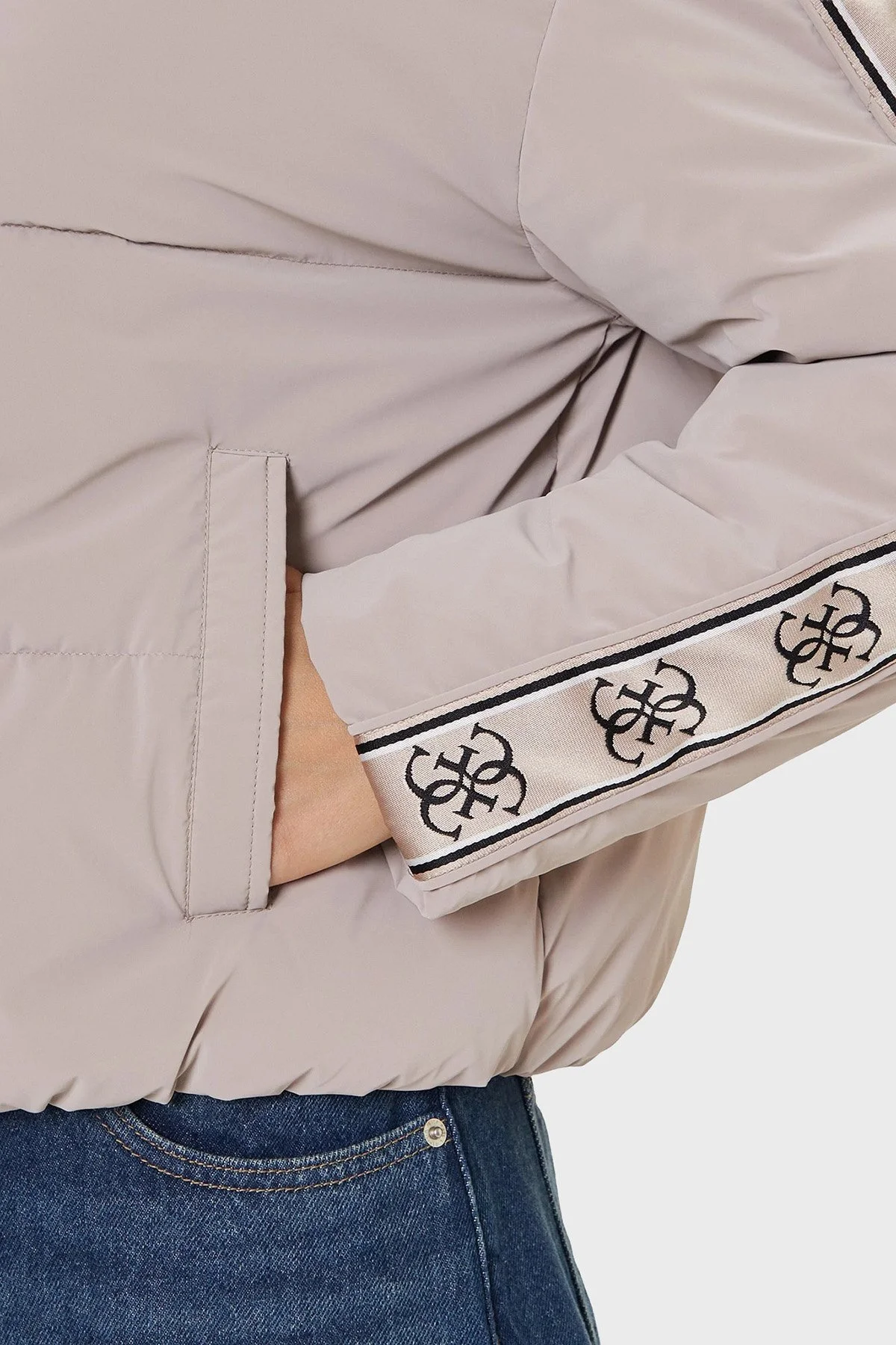 Guess Kapitoneli Logolu Regular Fit Dik Yaka Şişme V5BL11WGYC2 Bayan Mont V5BL11 WGYC2 A12B PUDRA - 5