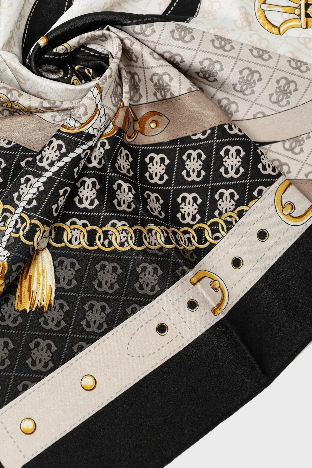 Guess Kefiah Desenli 120 x 120 cm AW5343POL03 Bayan Şal AW5343 POL03 BLA SİYAH - 3