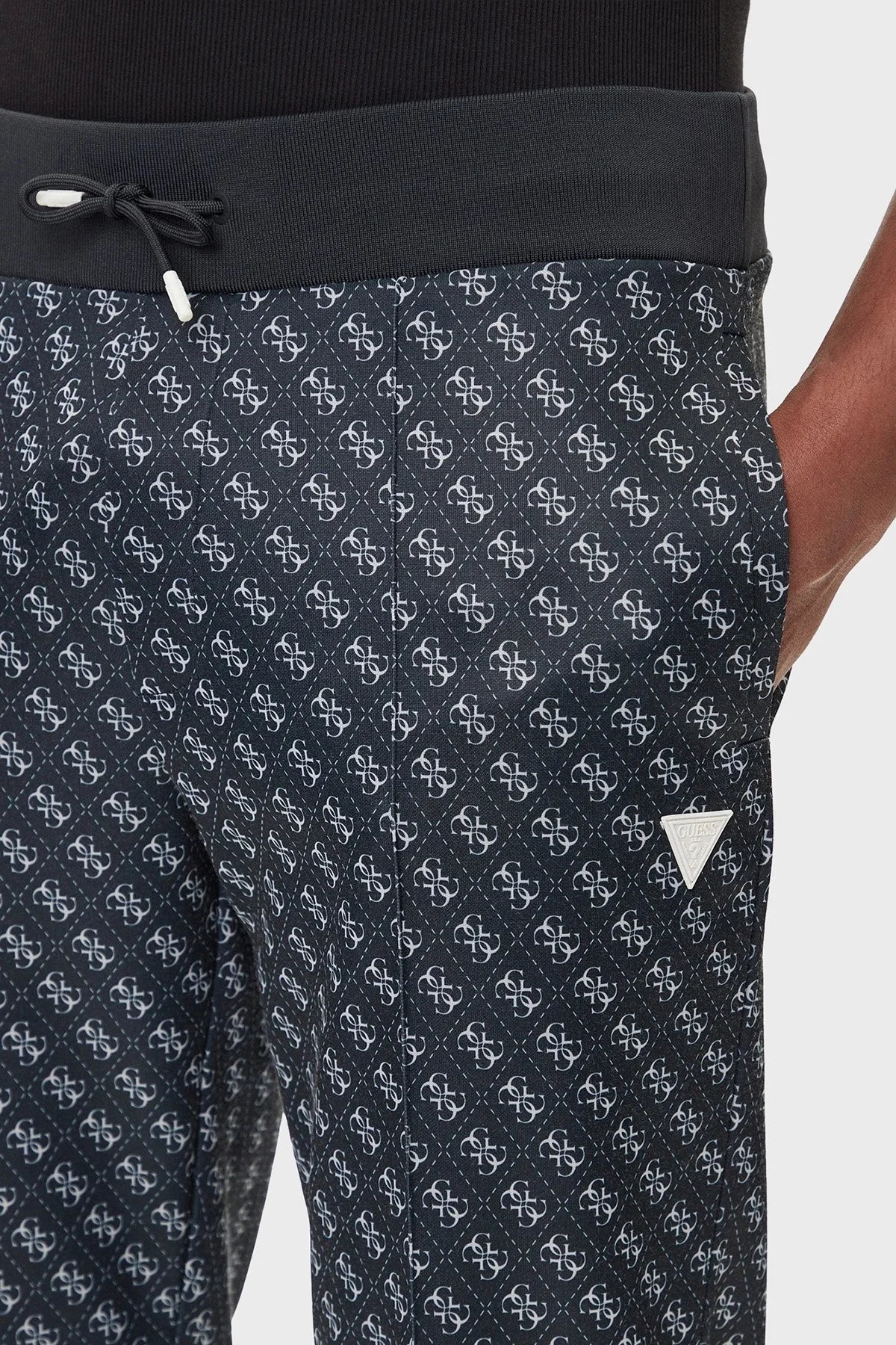 Guess Korbin Jakarlı Logo Baskılı Pamuklu Regular Fit Jogger Z2BB05K7122 Erkek Pantolon Z2BB05 K7122 P9QC SİYAH - 4