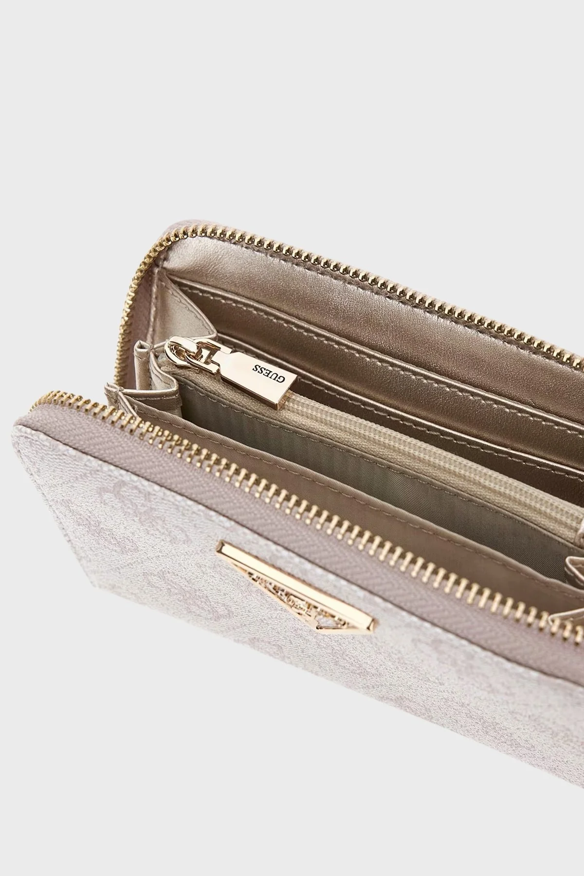 Guess Laruel 4G Logolu Fermuarlı SWSD8500140 Bayan Cüzdan SWSD85 00140 DVL EKRU - 7