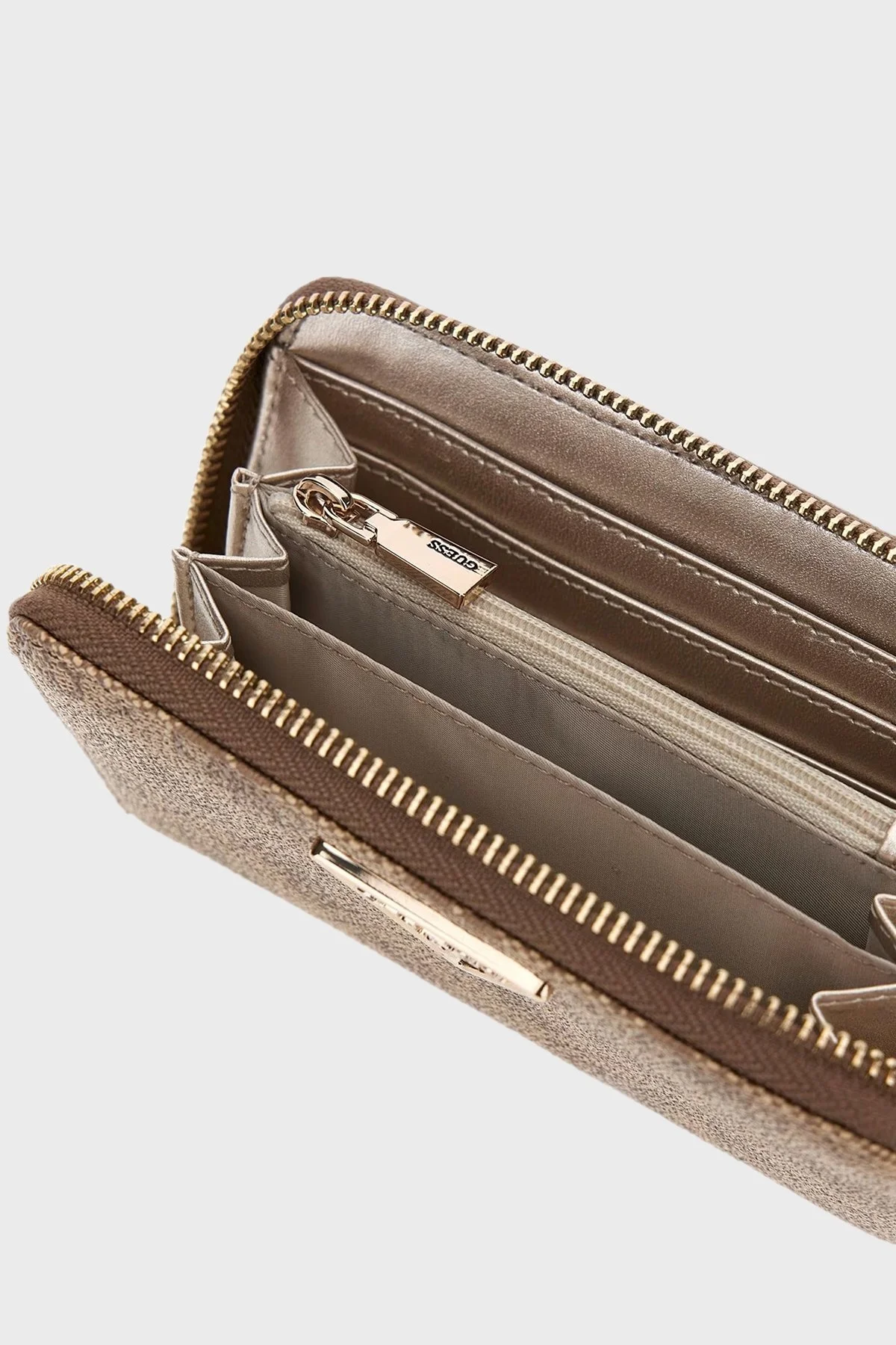 Guess Laruel 4G Logolu Fermuarlı SWSG8500140 Bayan Cüzdan SWSG85 00140 LTL KAHVE - 8