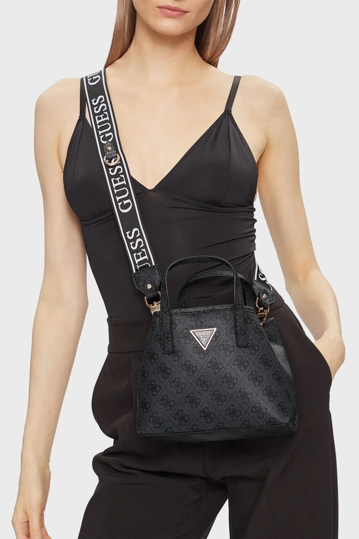 Guess Latona İç Bölmeli Mini Cüzdanlı Çıkarılabilir Uzatma Askılı HWSG9211750CLO Bayan Çanta HWSG9211750 CLO ANTRASİT - 2