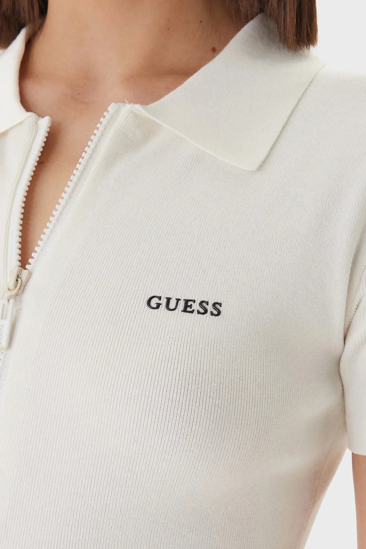 Guess Laurene Slim Fit Kemer Detaylı Fermuarlı Polo Yaka Triko V6RK08Z4642 Bayan Elbise V6RK08 Z4642 G018 KREM - 4