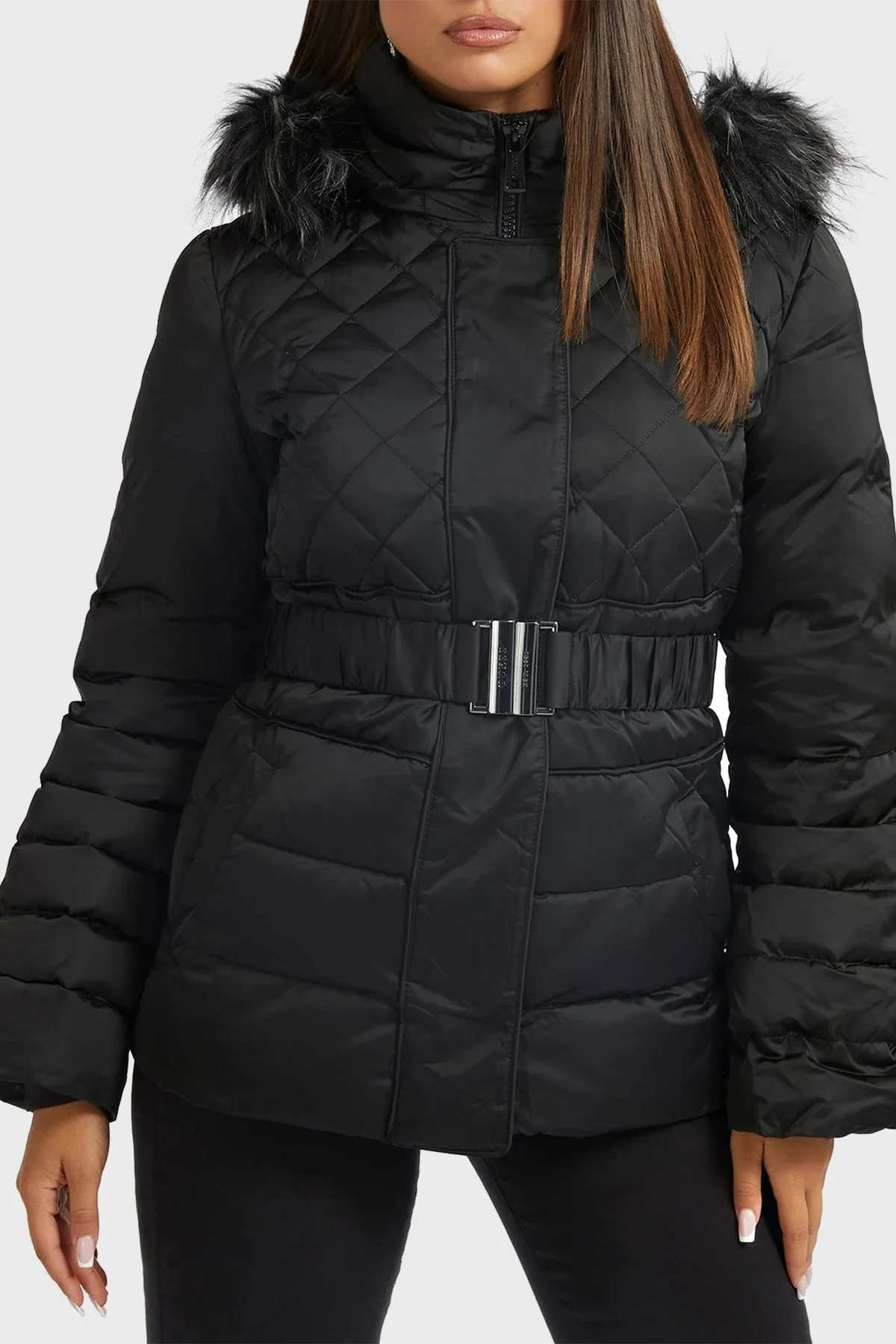 Guess Laurie Kuş Tüyü Dolgulu Su ve Rüzgar Geçirmez Kemerli Kapüşonlu Kapitone Bayan Mont W2BL60WEX52 JBLK SİYAH - 1