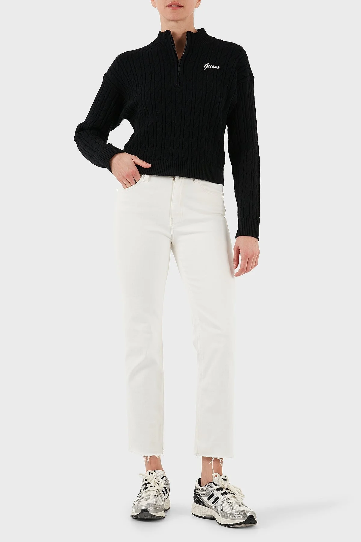 Guess Lavinia Regular Fit Yarım Fermuarlı Dik Yaka Örgü V5BR02Z0572 Bayan Kazak V5BR02 Z0572 JBLK SİYAH - 6
