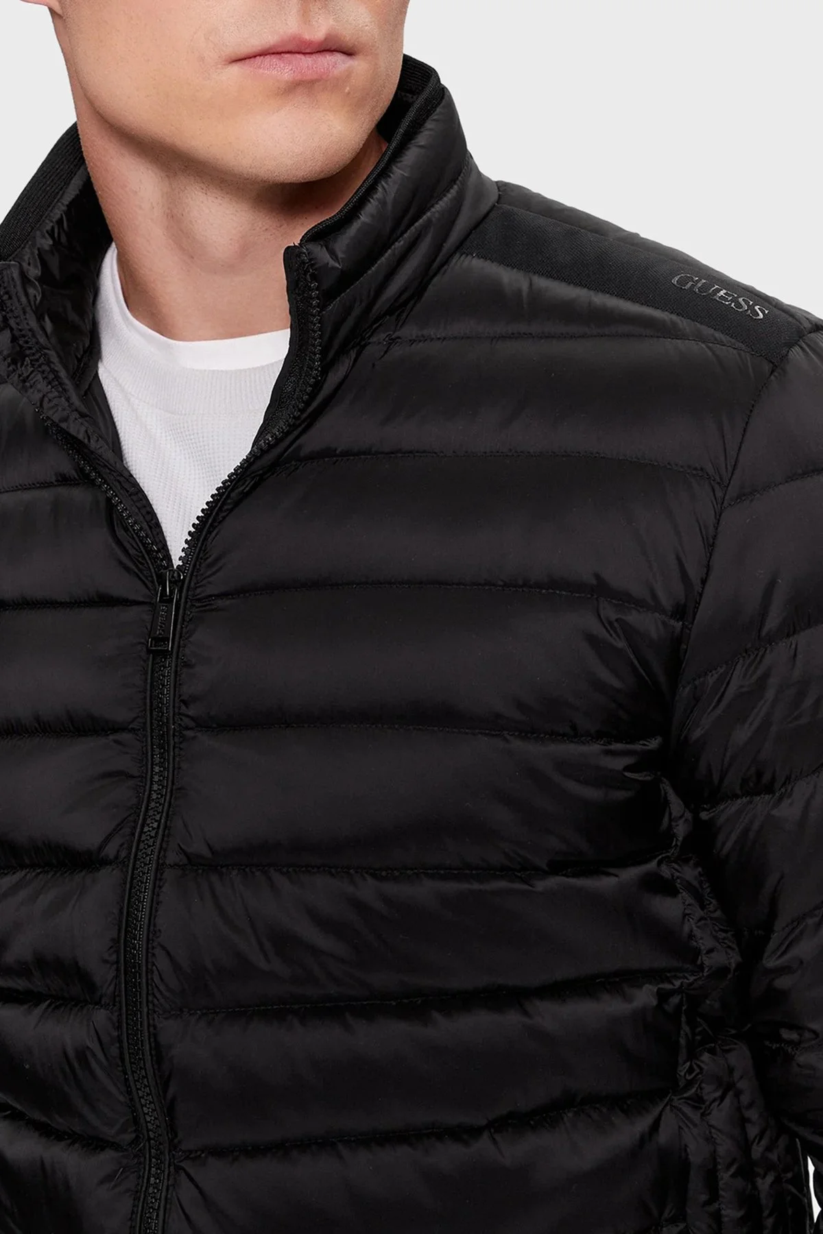 Guess Light Kapitoneli Regular Fit Kuş Tüyü Dolgulu Şişme M1RL47WDQ50 Erkek Mont M1RL47 WDQ50 JBLK SİYAH - 3