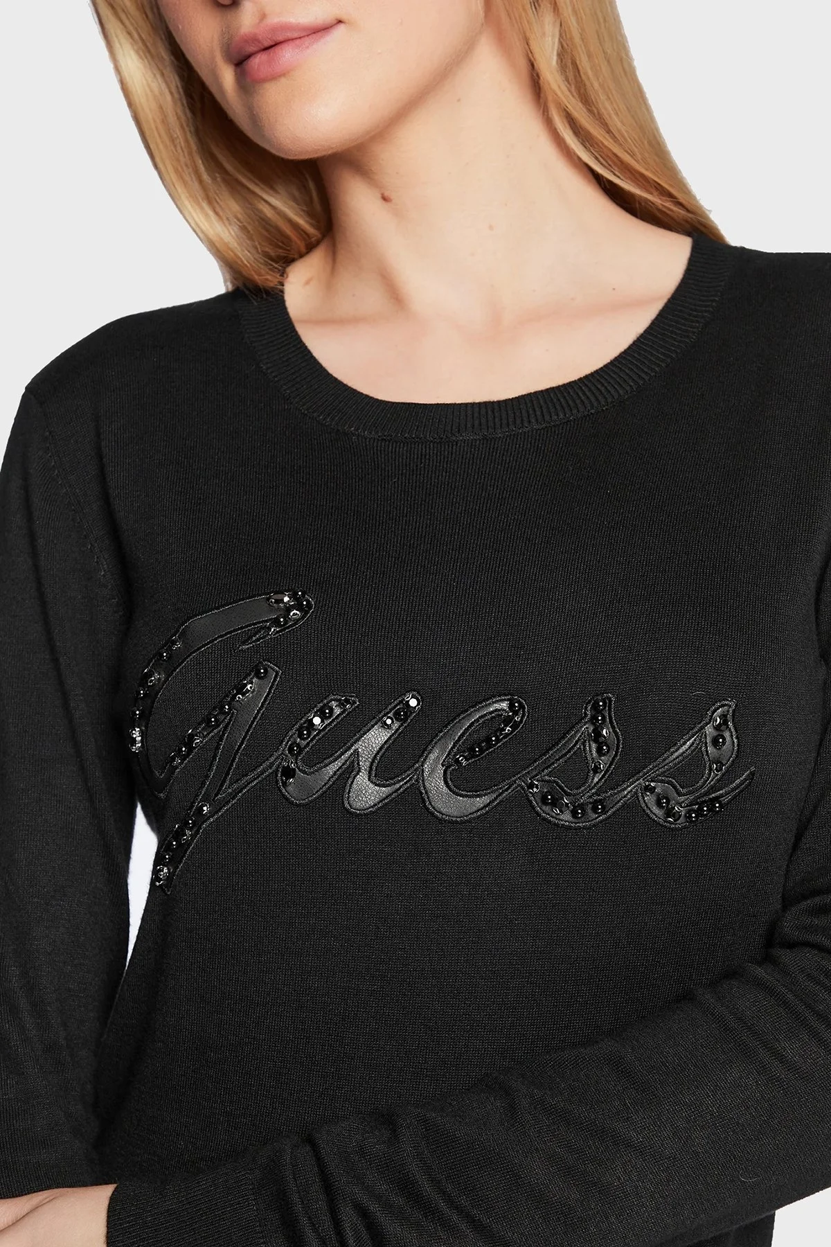 Guess Liliane Taşlı Logo Detaylı Bisiklet Yaka Slim Fit Triko Bayan Kazak W2BR51Z2NQ2 JBLK SİYAH - 2