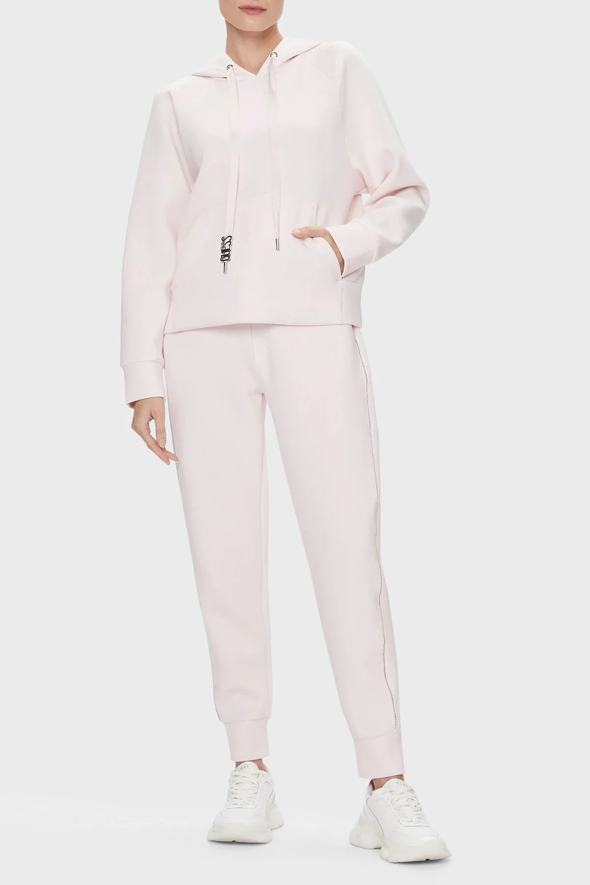 Guess Logo Regular Fit Jogger Spor W4RB46 KBYE2 Bayan Pantolon W4RB46KBYE2 A60W PUDRA - 1