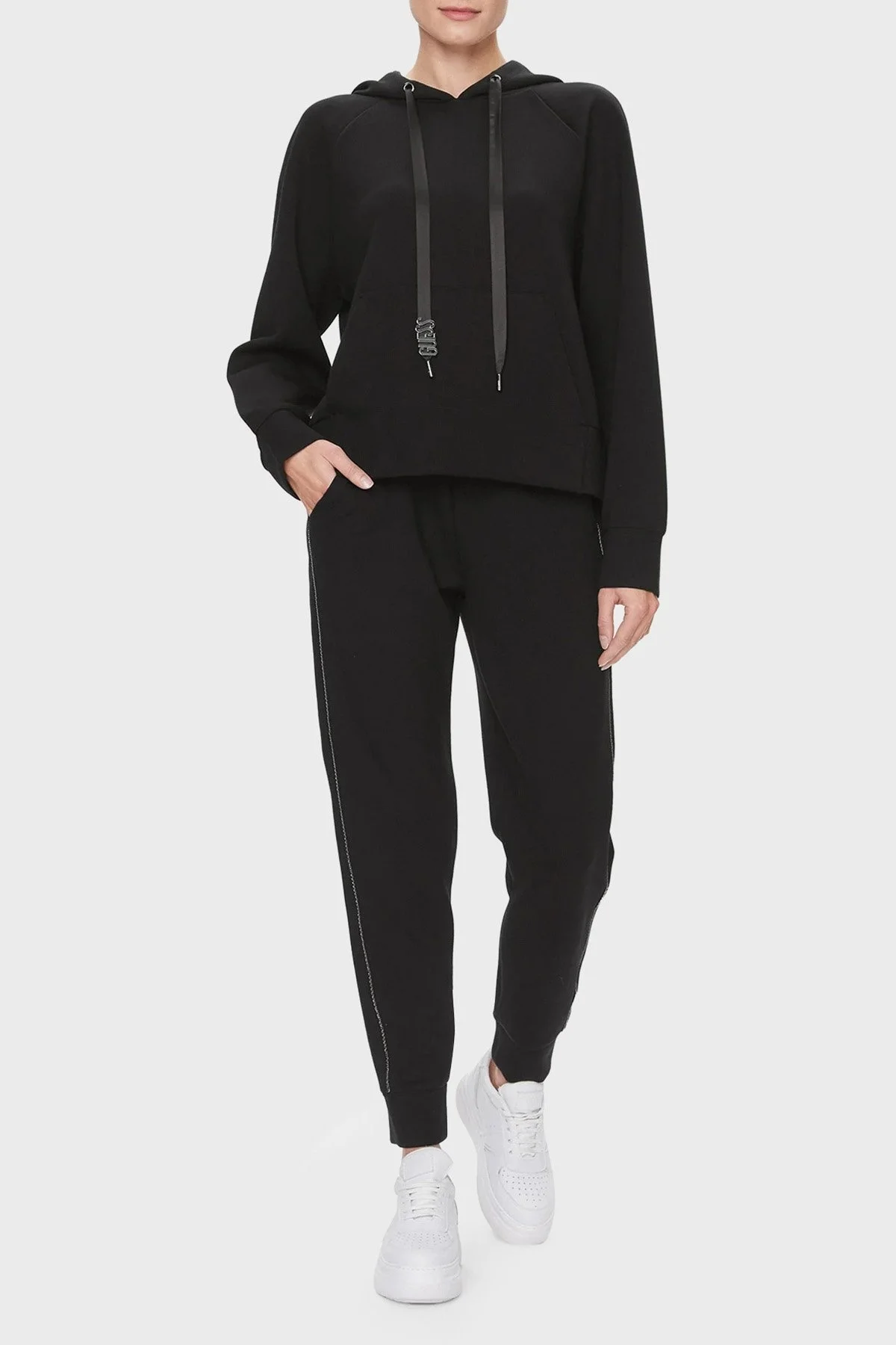 Guess Logo Regular Fit Jogger Spor W4RB46 KBYE2 Bayan Pantolon W4RB46KBYE2 JBLK SİYAH - 1