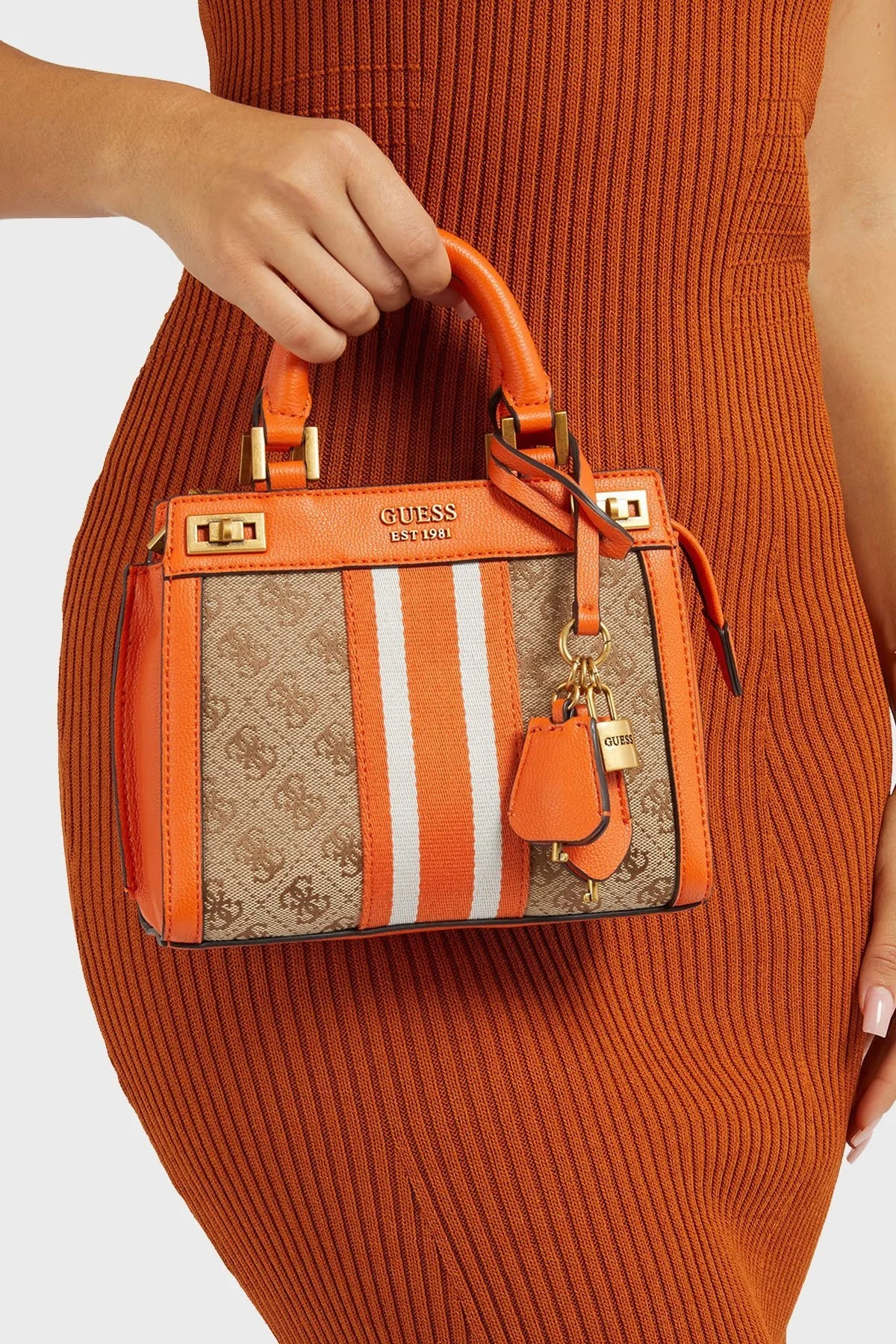 Guess Logolu Ayarlanabilir ve Çıkartılabilir Omuz Askılı Katey Bayan Çanta HWJB7870730 LLO TURUNCU-KAHVE - 3