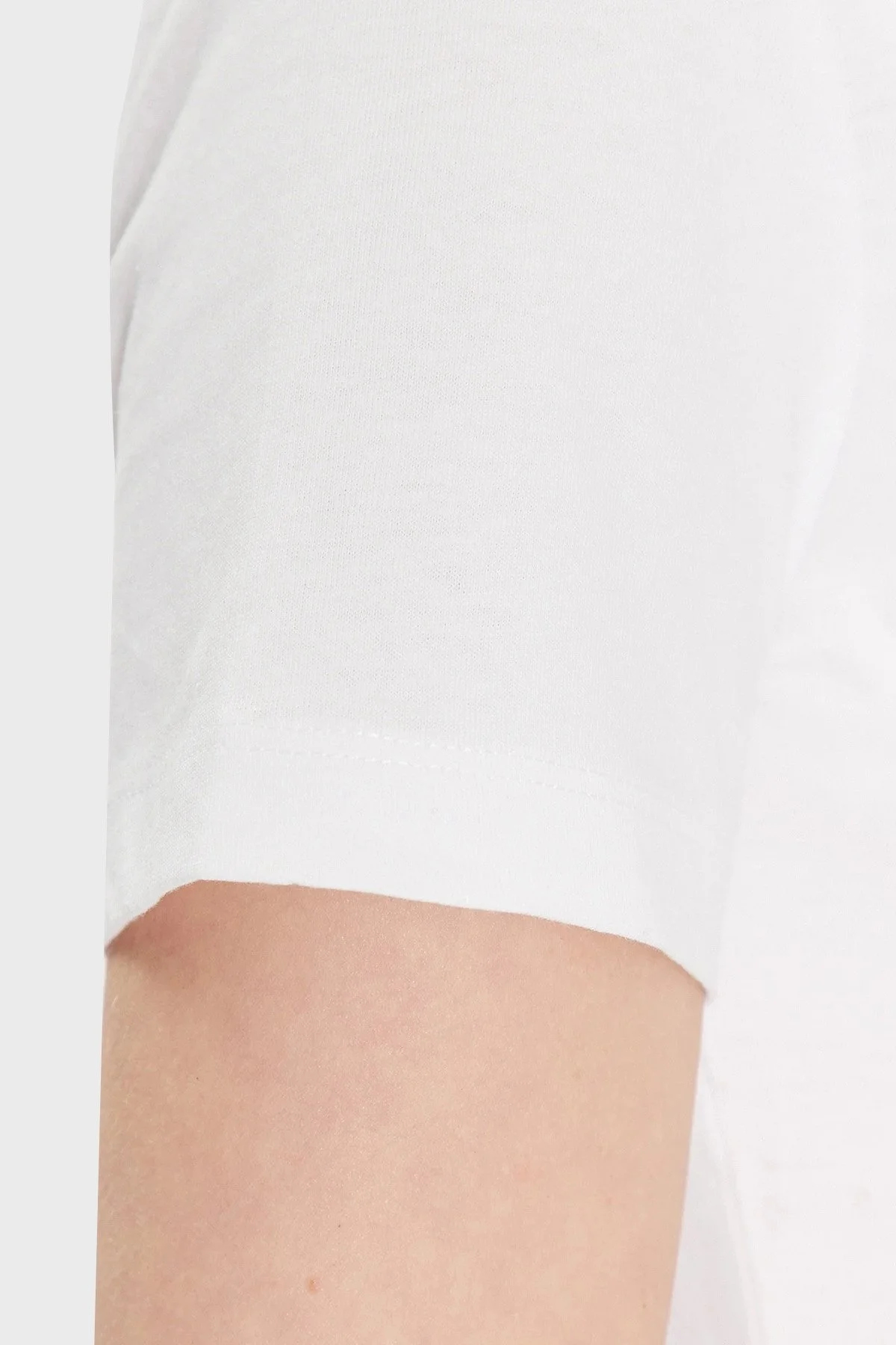 Guess Logolu Bisiklet Yaka % 100 Pamuklu Regular Fit Icon Bayan T Shirt W3GI46I3Z14 G011 BEYAZ - 4