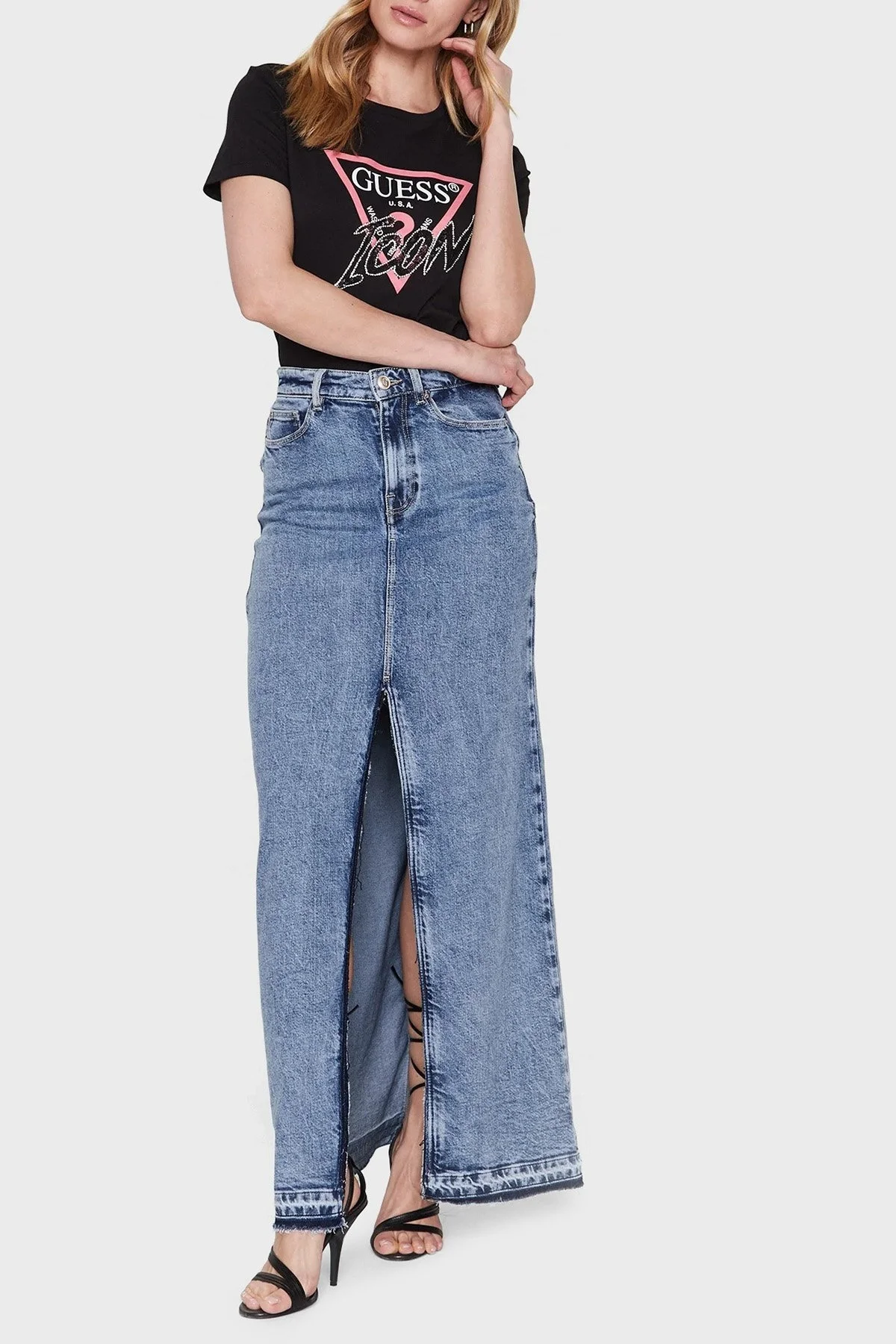 Guess Logolu Bisiklet Yaka % 100 Pamuklu Regular Fit Icon Bayan T Shirt W3GI46I3Z14 JBLK SİYAH - 4