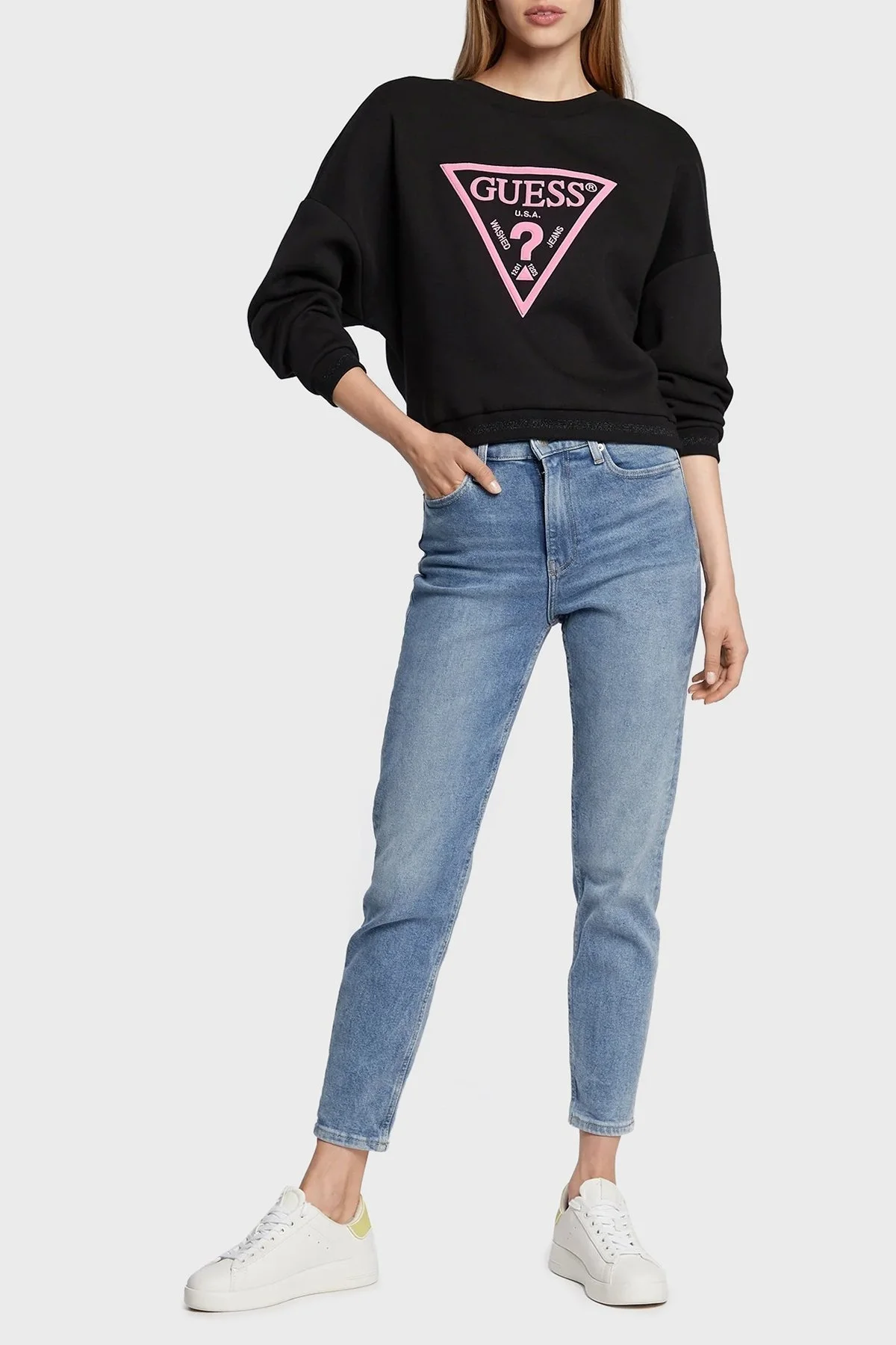 Guess Logolu Bisiklet Yaka Regular Fit Pamuklu Roxi Bayan Sweat W2BQ07K9Z21 JBLK SİYAH - 2