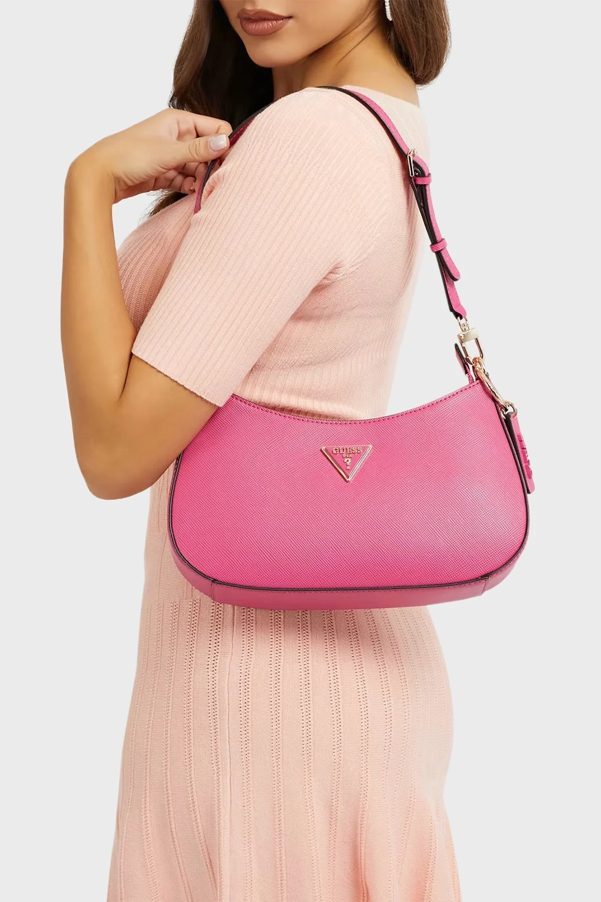 Guess Logolu Çıkarılabilir ve Ayarlanabilir Omuz Askılı Noelle Bayan Çanta HWZG7879180 WAT FUŞYA - 2
