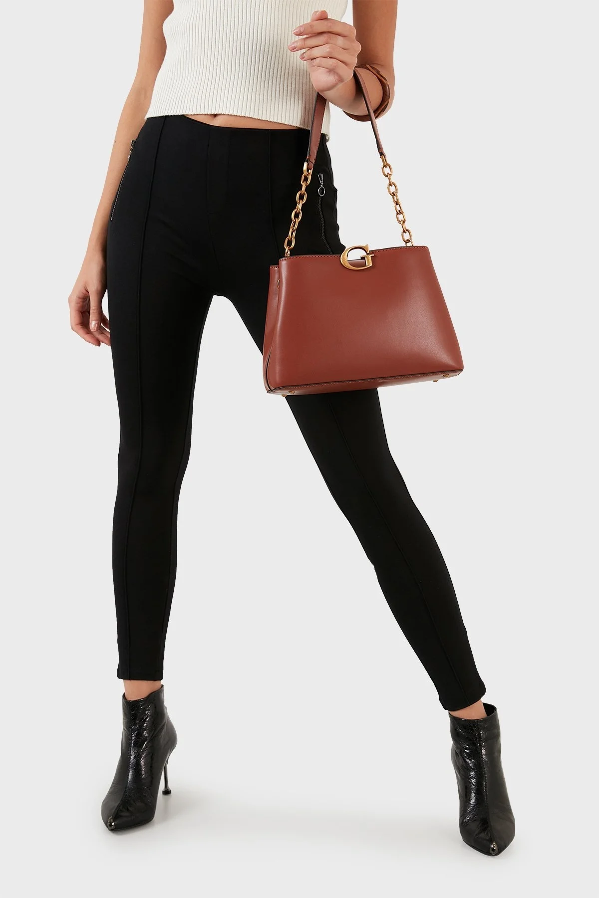 Guess Logolu Çıkartılabilir Omuz Askılı G Vibe Bayan Çanta HWVB8658190 WKY BORDO - 2