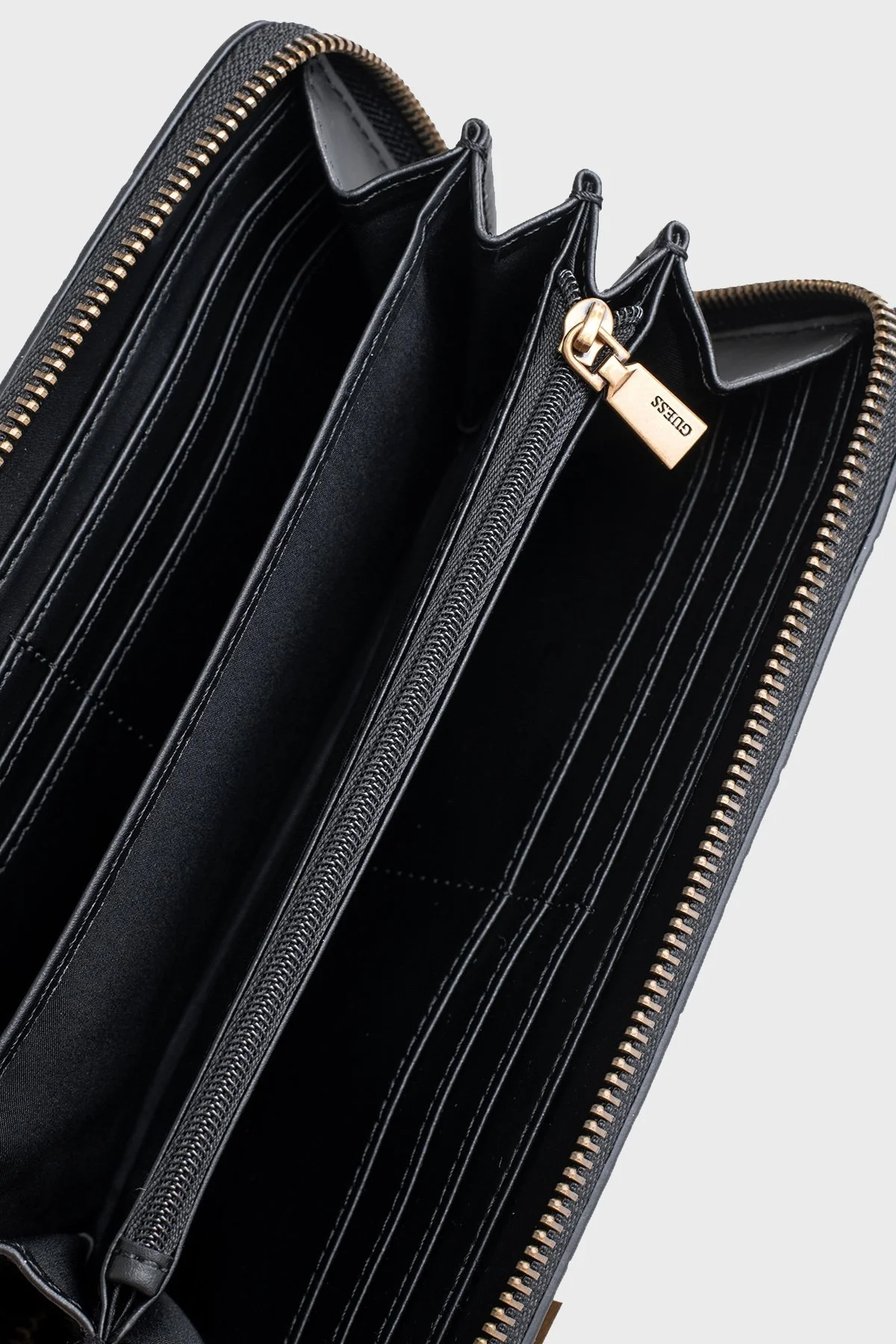 Guess Logolu Çok Bölmeli Vibe Bayan Cüzdan SWDB8658460 BLO SİYAH - 3